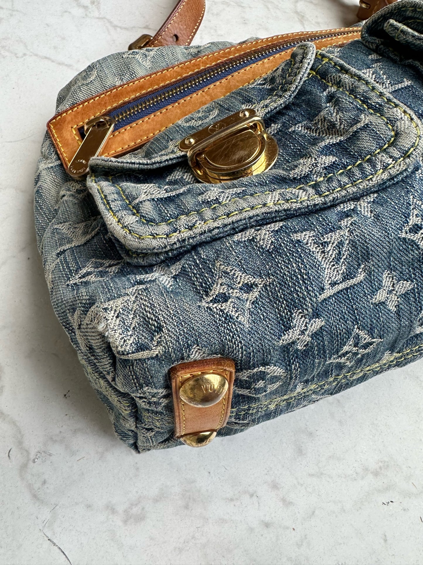 Baggy in blue denim canvas