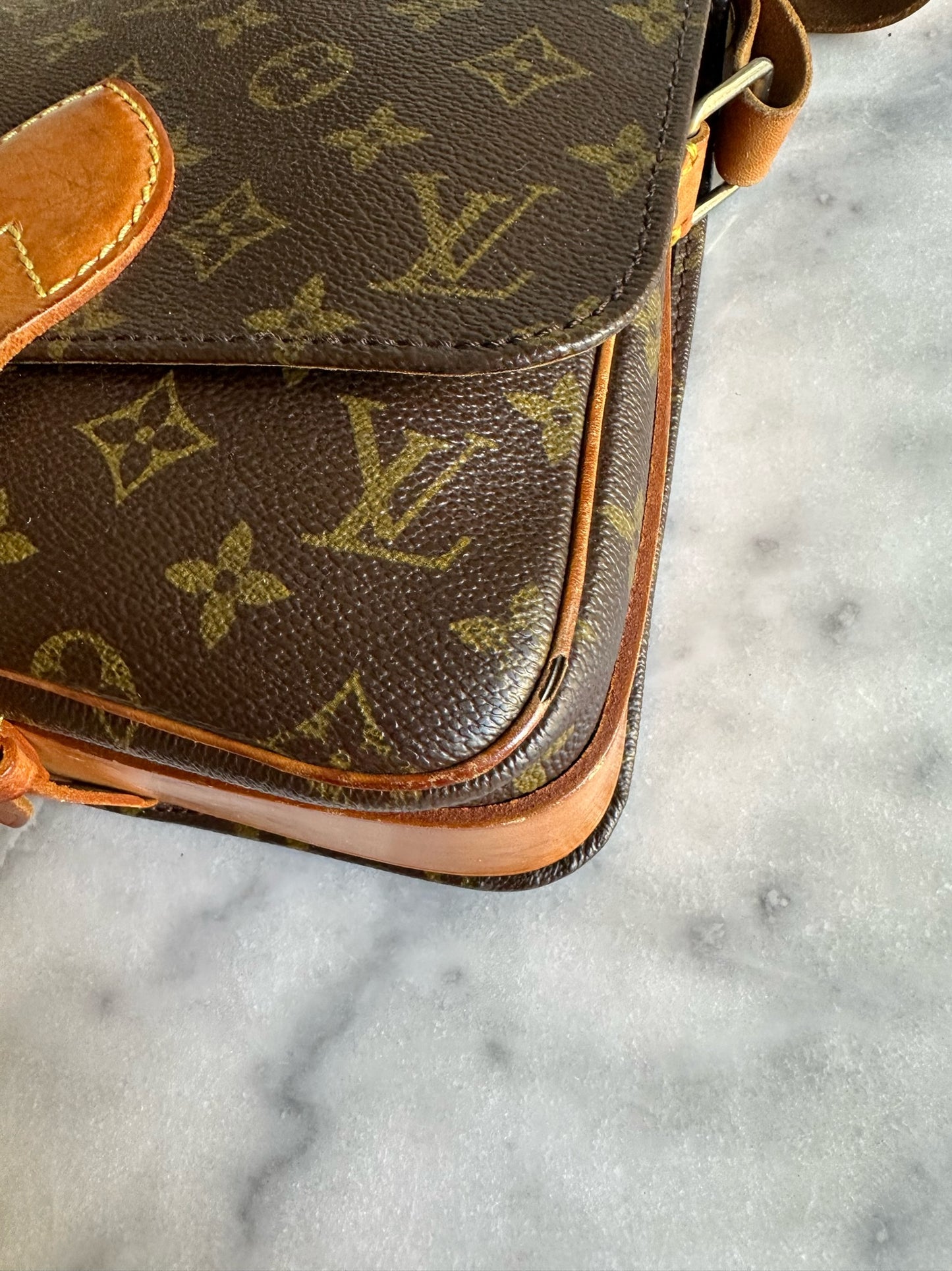 Cartouchere bag