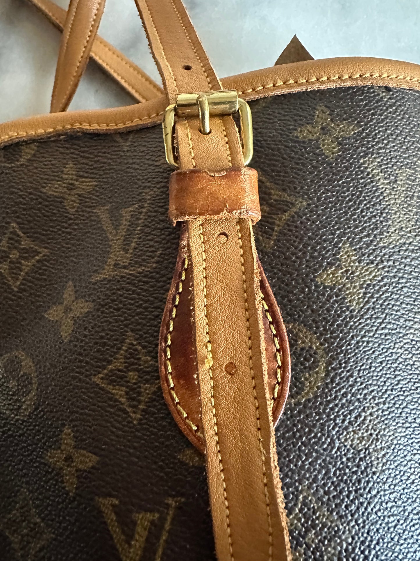 LV Bucket bag