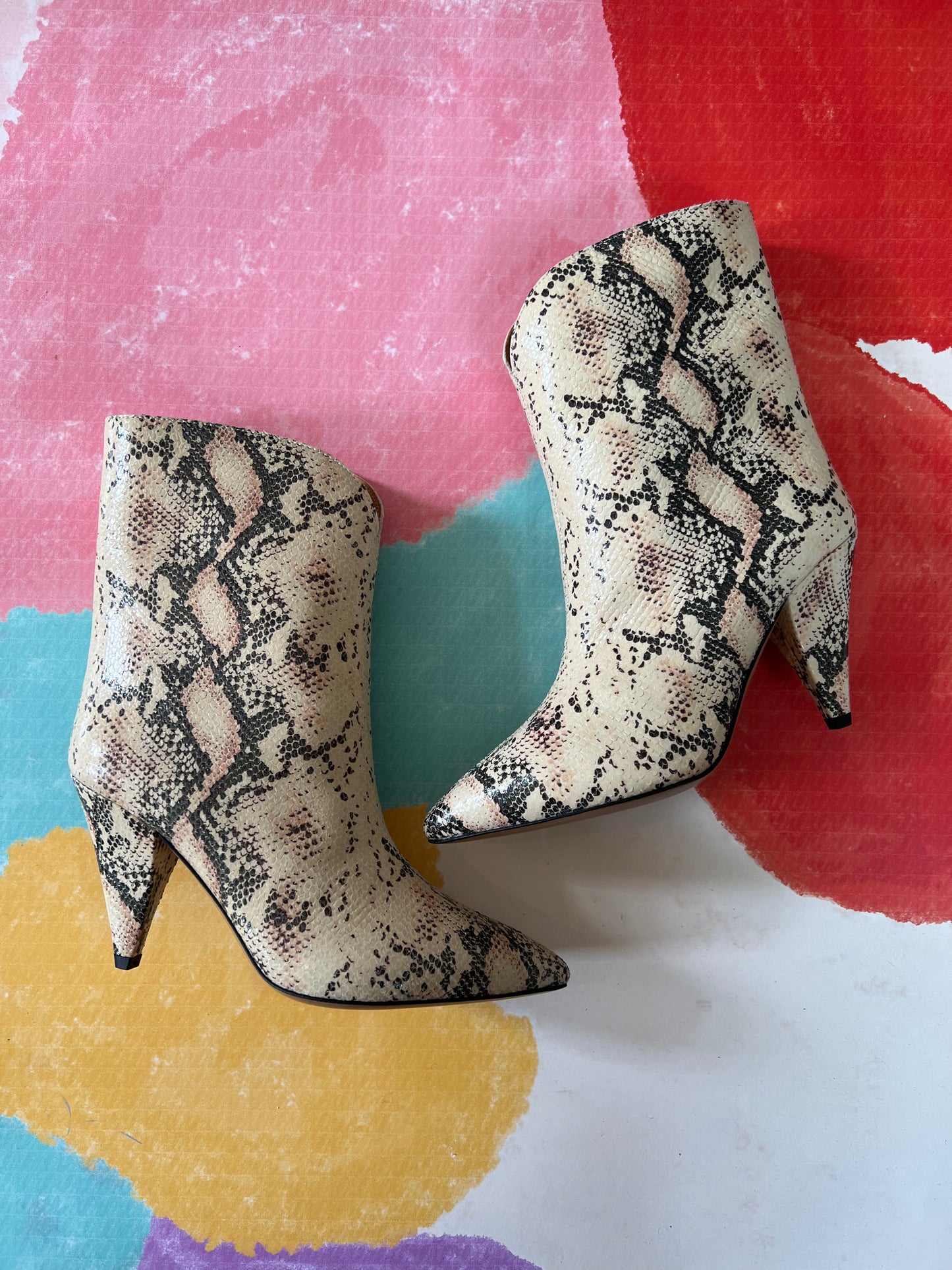 Leinee boots Size 36 EU