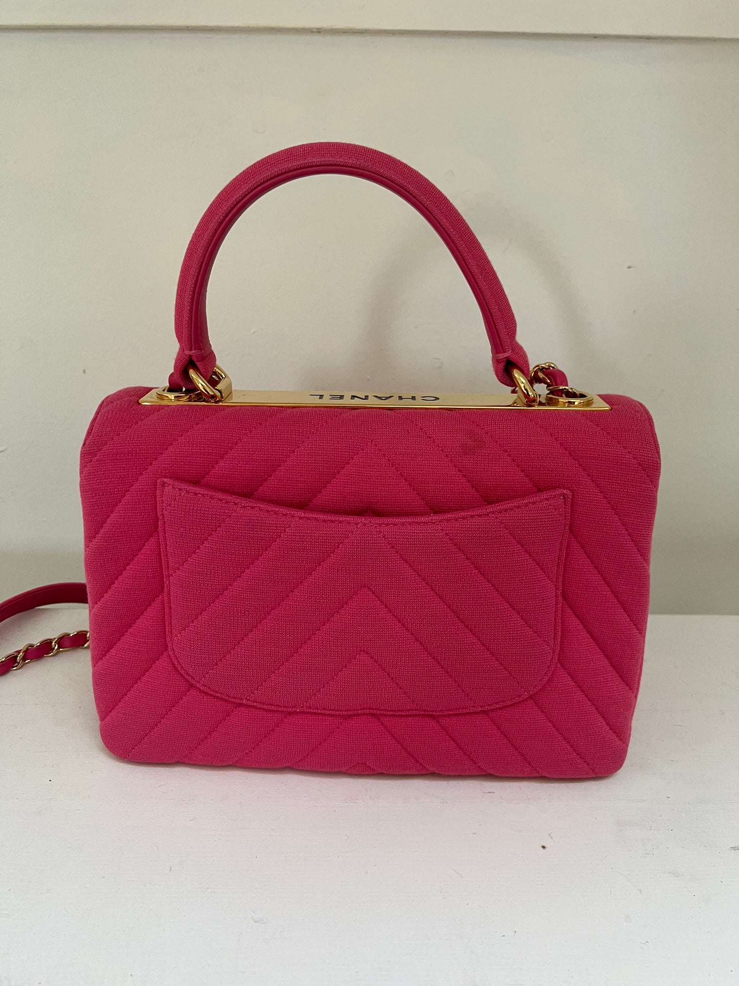 Trendy CC Top handle