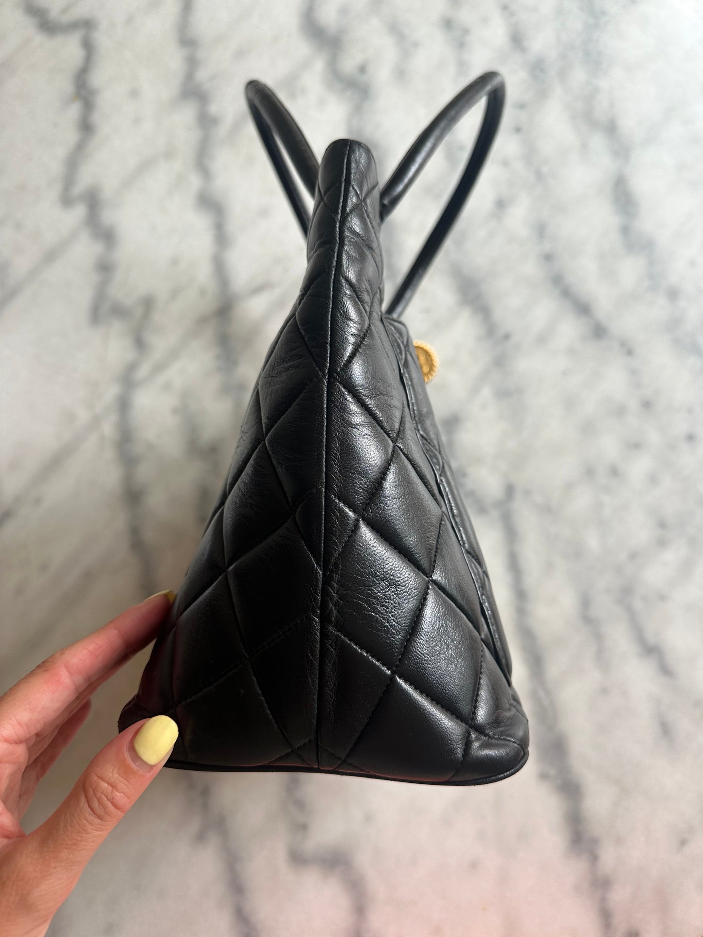 Chanel medaillon