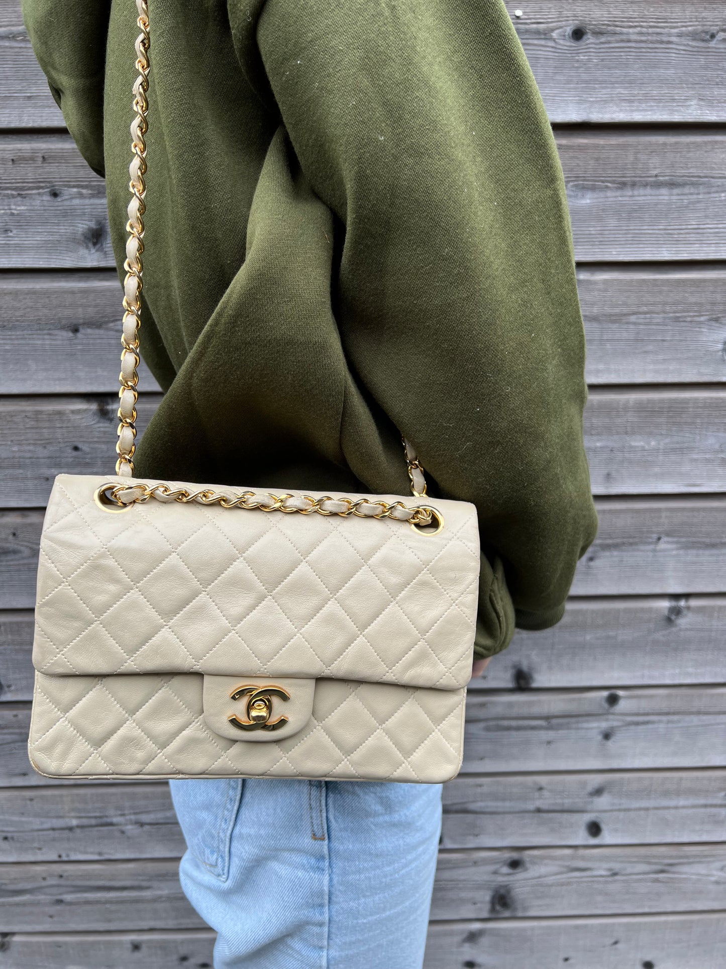 Classic double flap