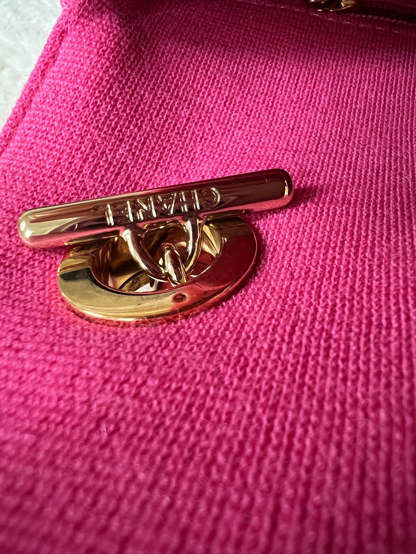 Trendy CC Top handle