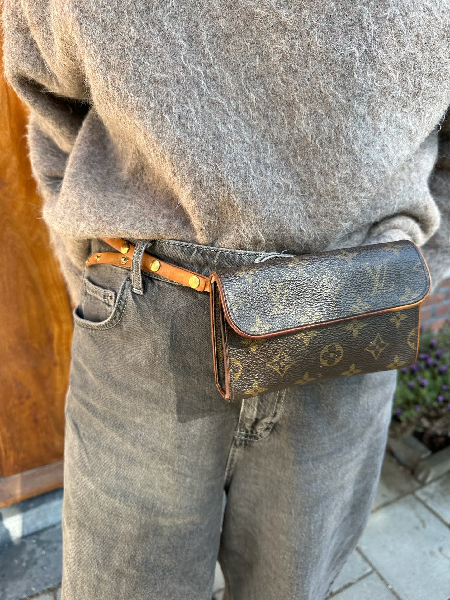 Florentine belt bag