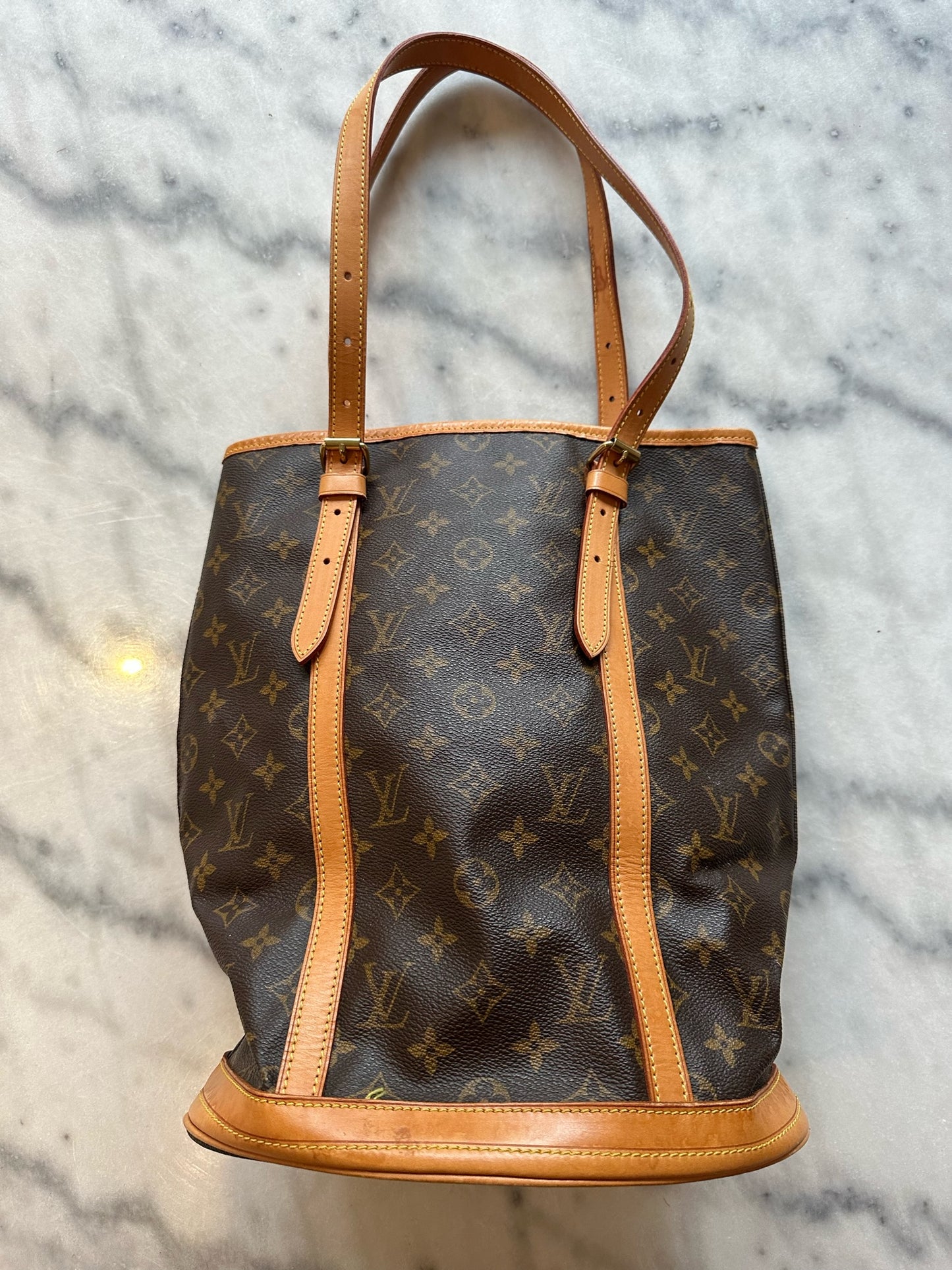 bucket bag
