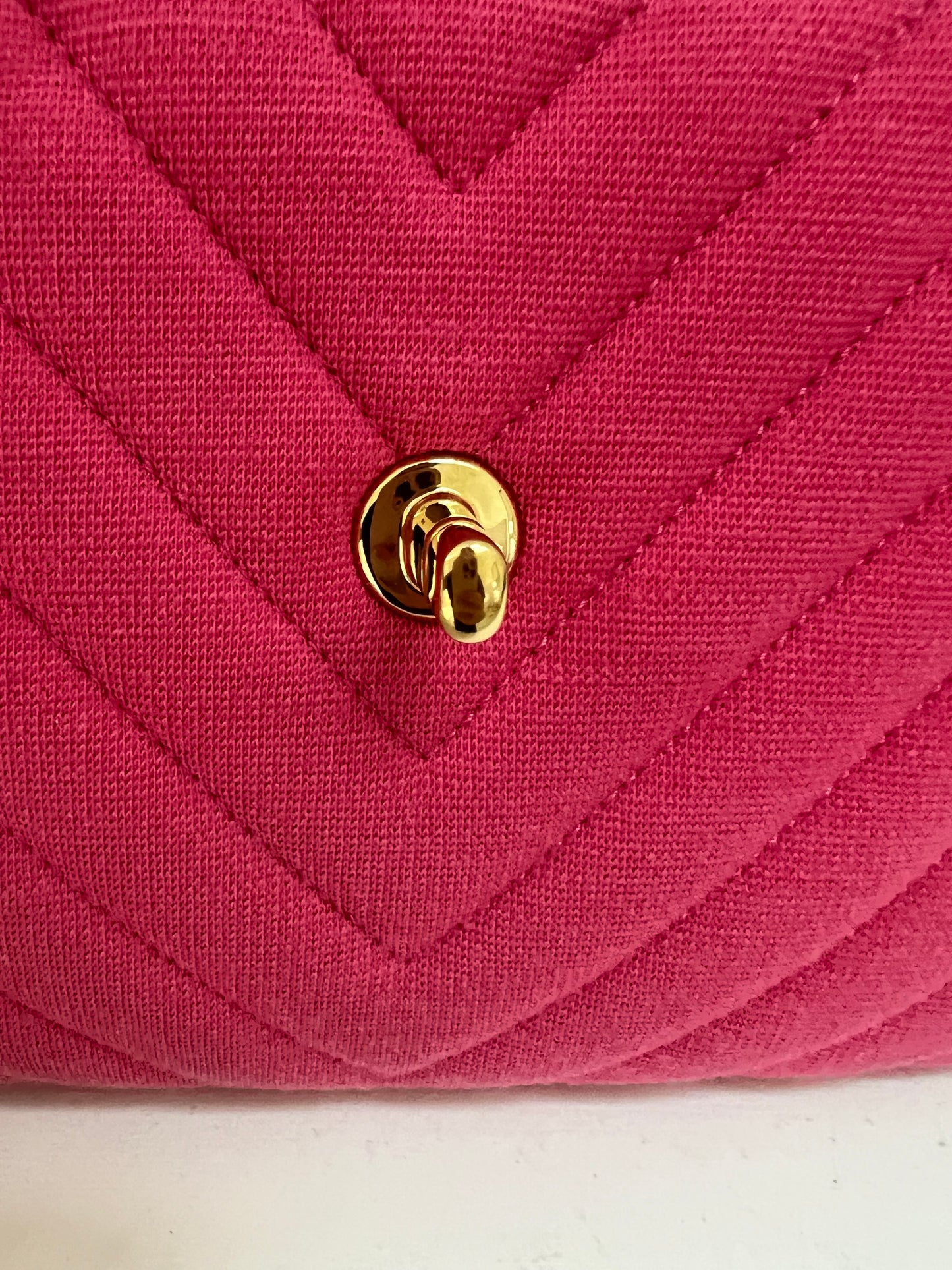 Trendy CC Top handle