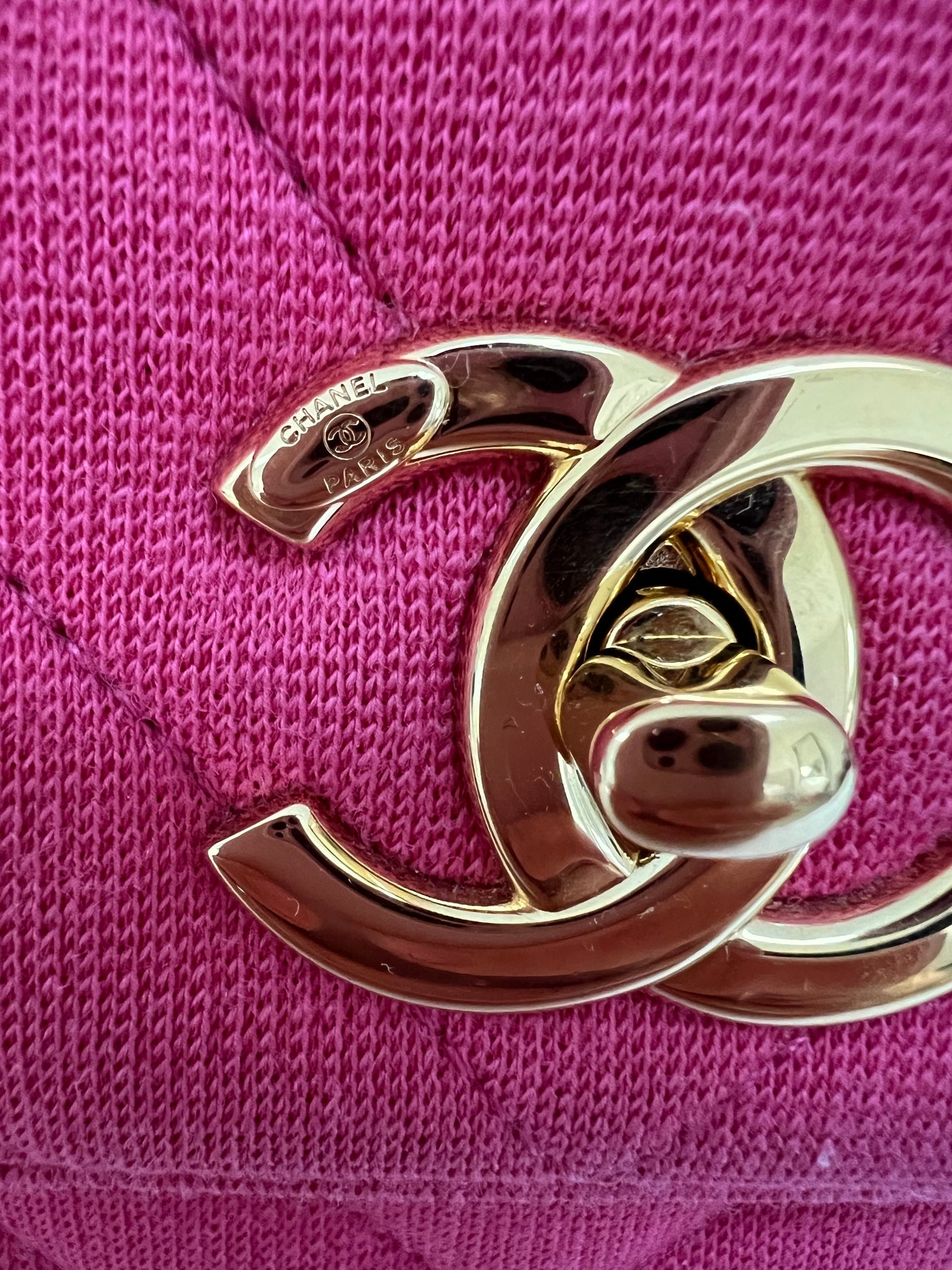 Trendy CC Top handle