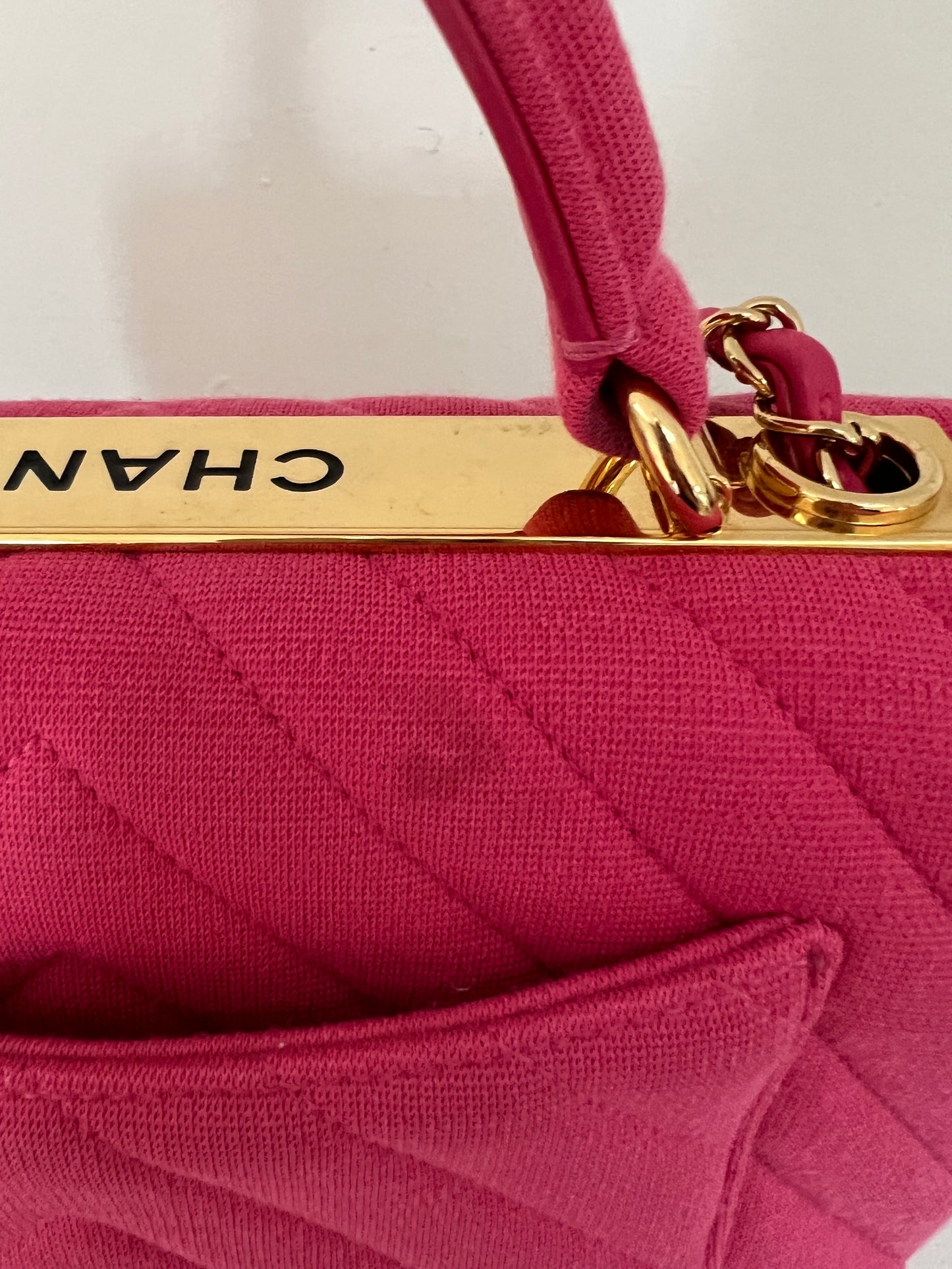 Trendy CC Top handle