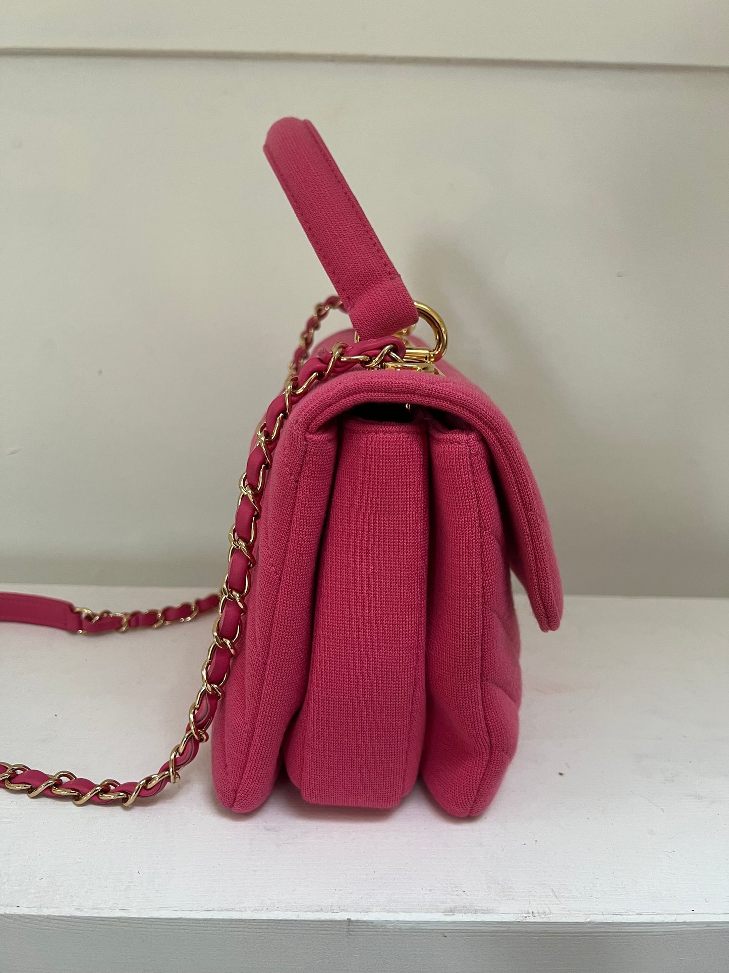 Trendy CC Top handle