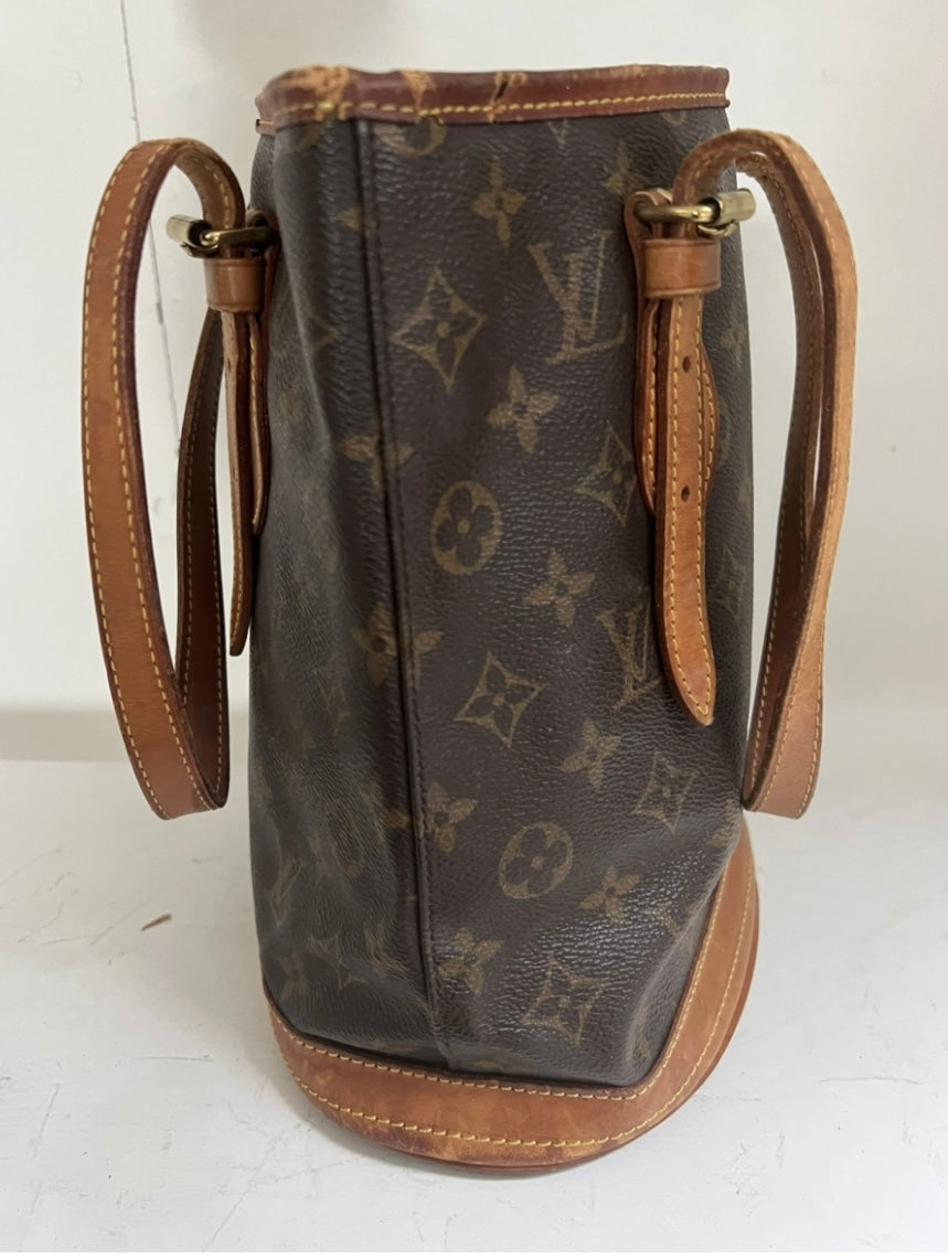 Pm bucket bag
