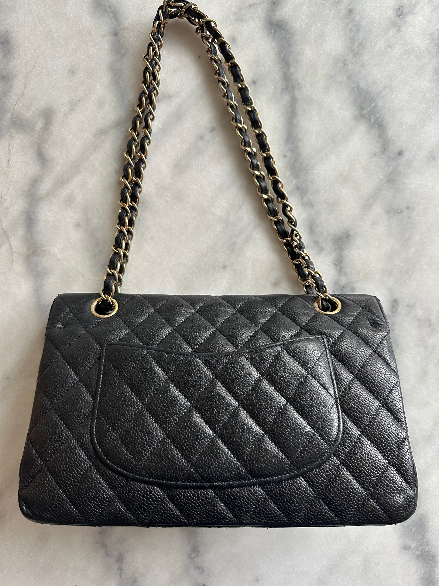 Chanel classic flap caviar