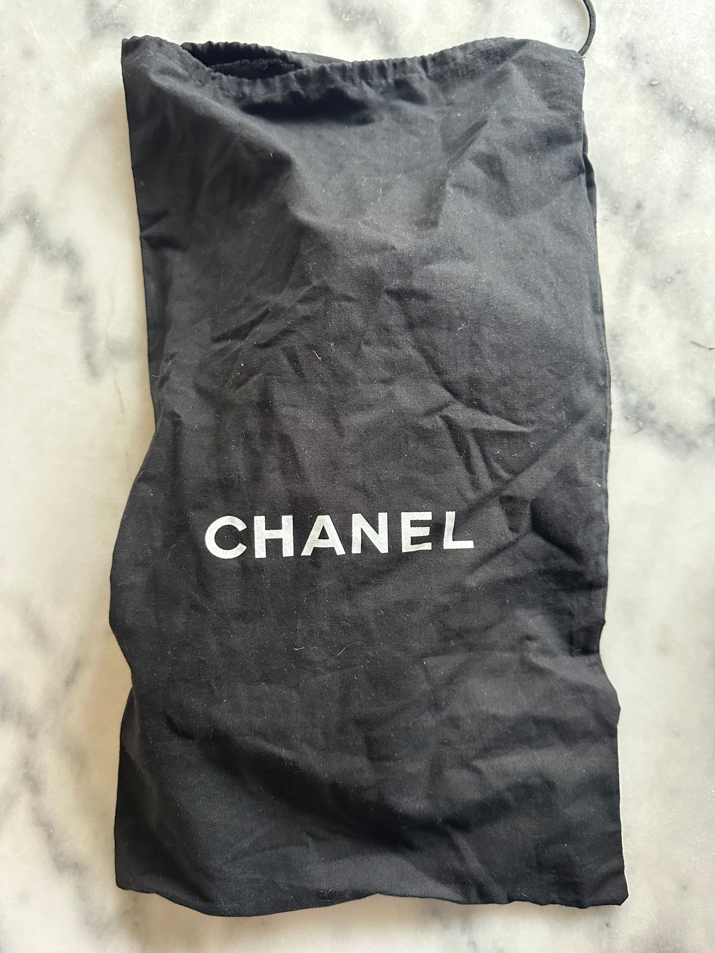 Chanel classic flap caviar