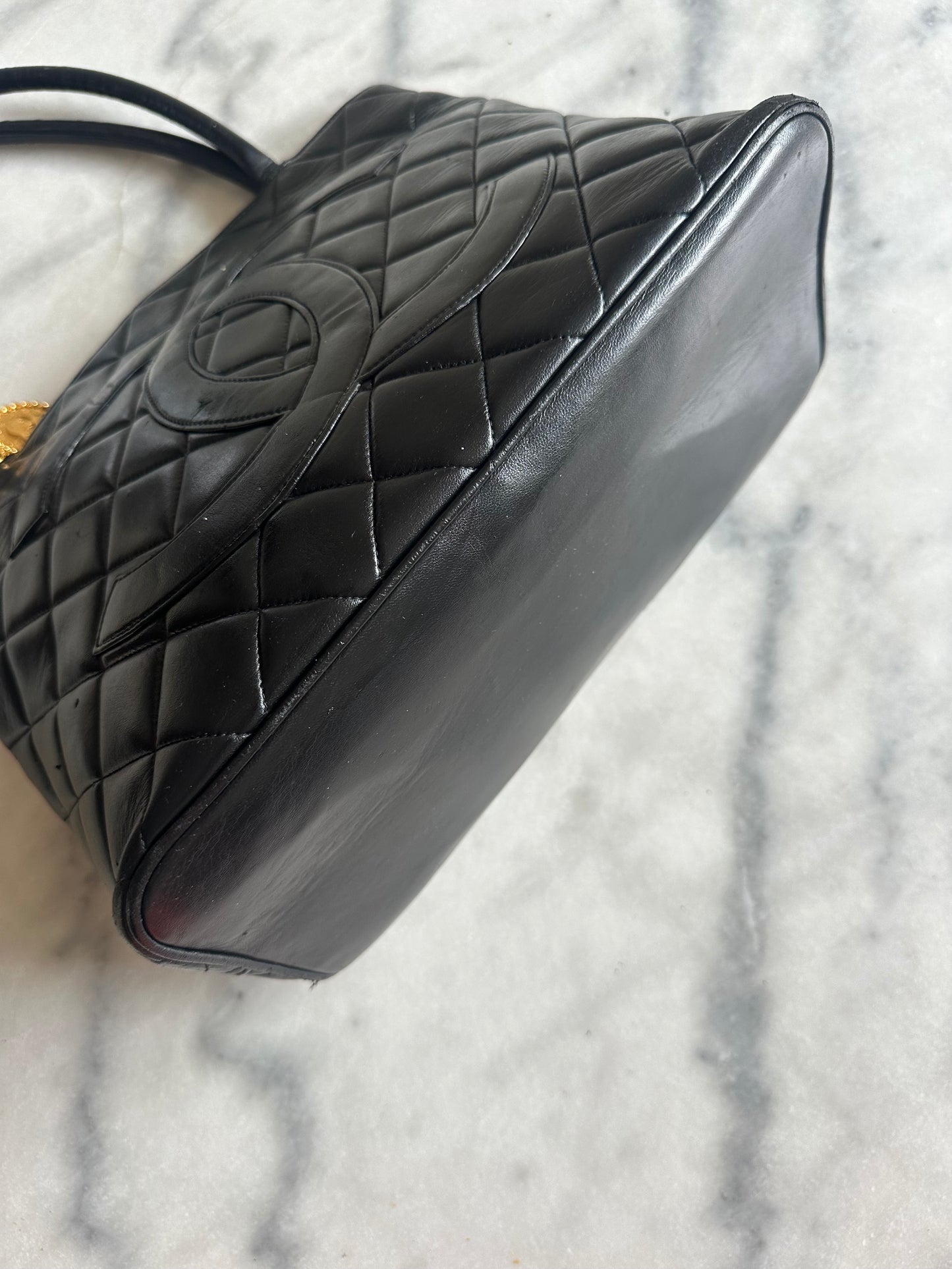 Chanel medaillon