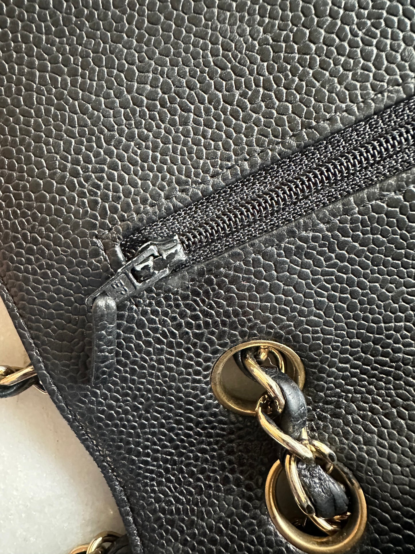 Chanel classic flap caviar