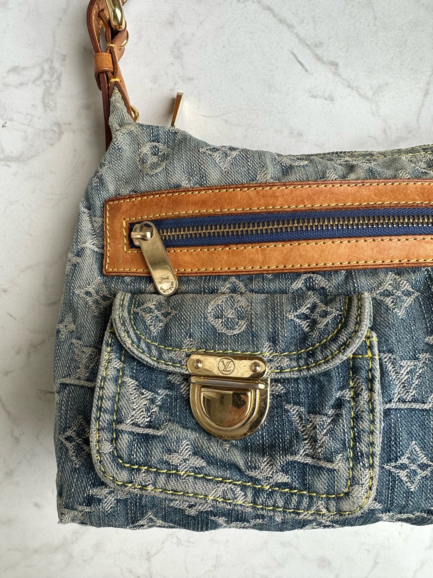 Baggy in blue denim canvas