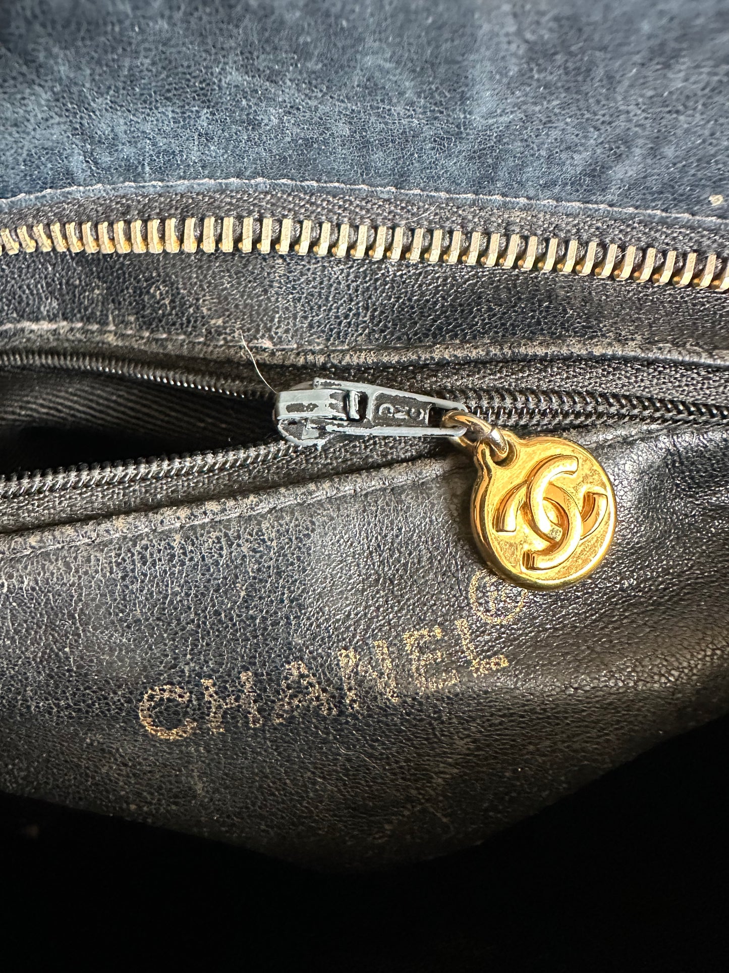 Chanel medaillon