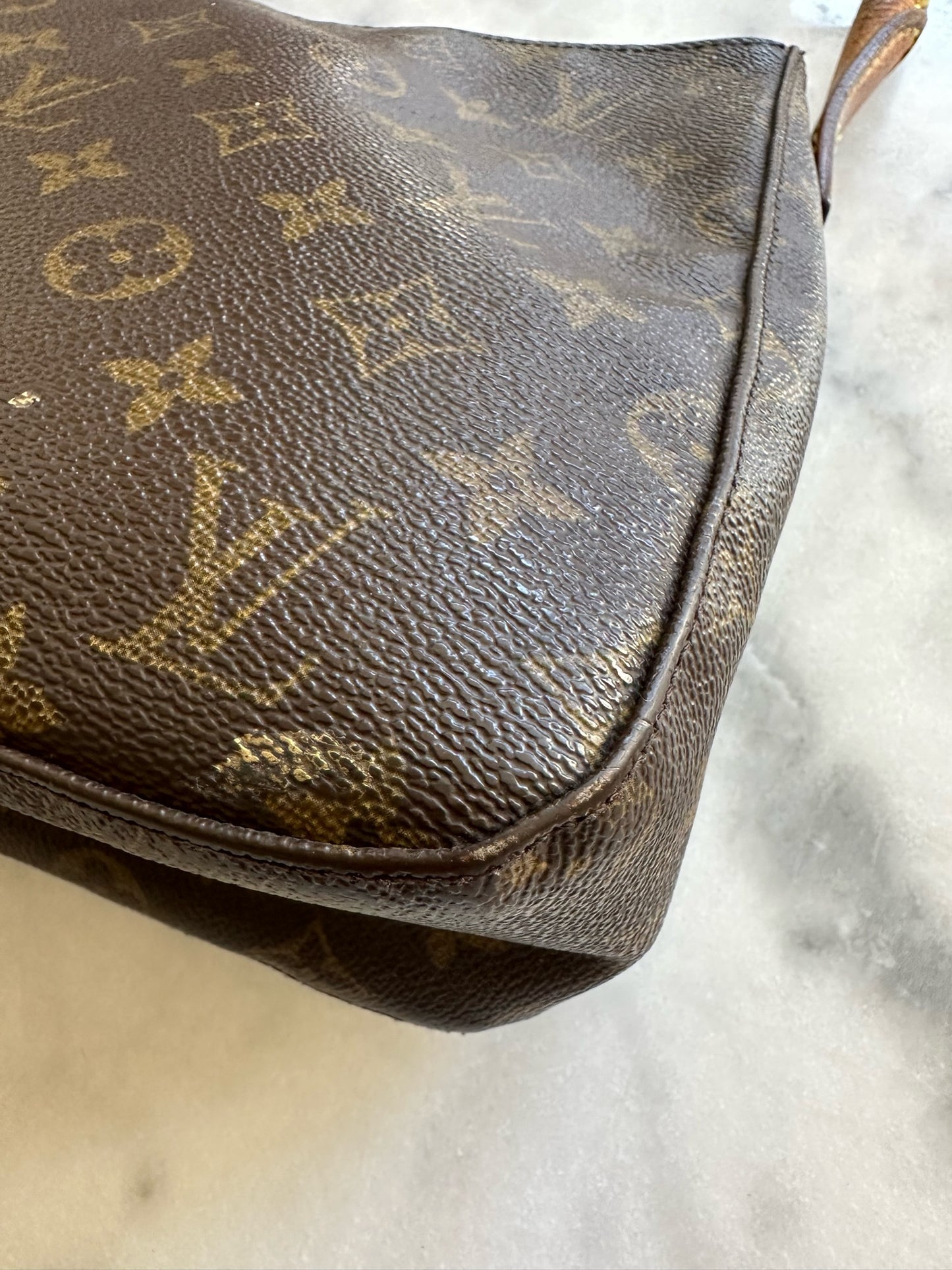 Looping bag