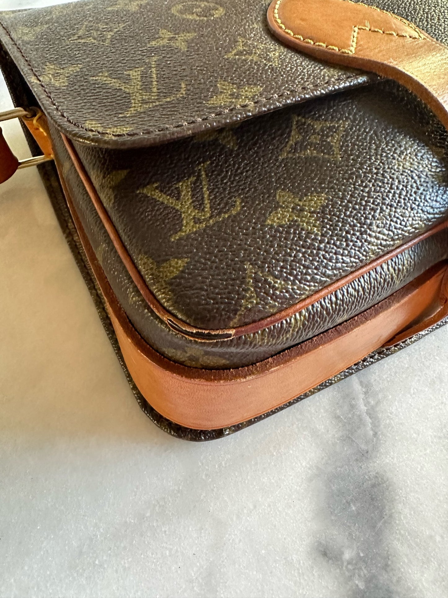Cartouchere bag