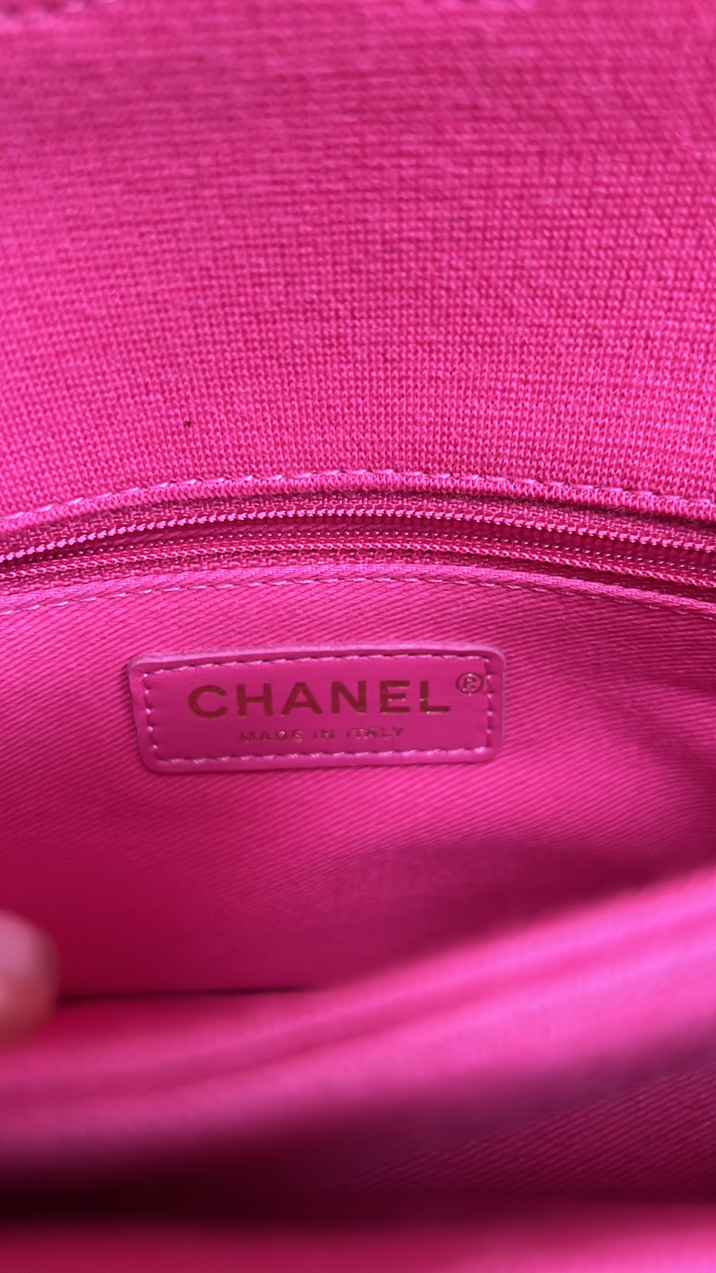 Trendy CC Top handle