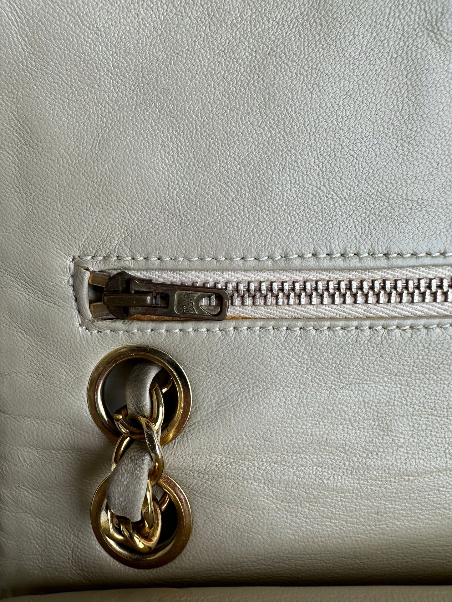 Classic double flap