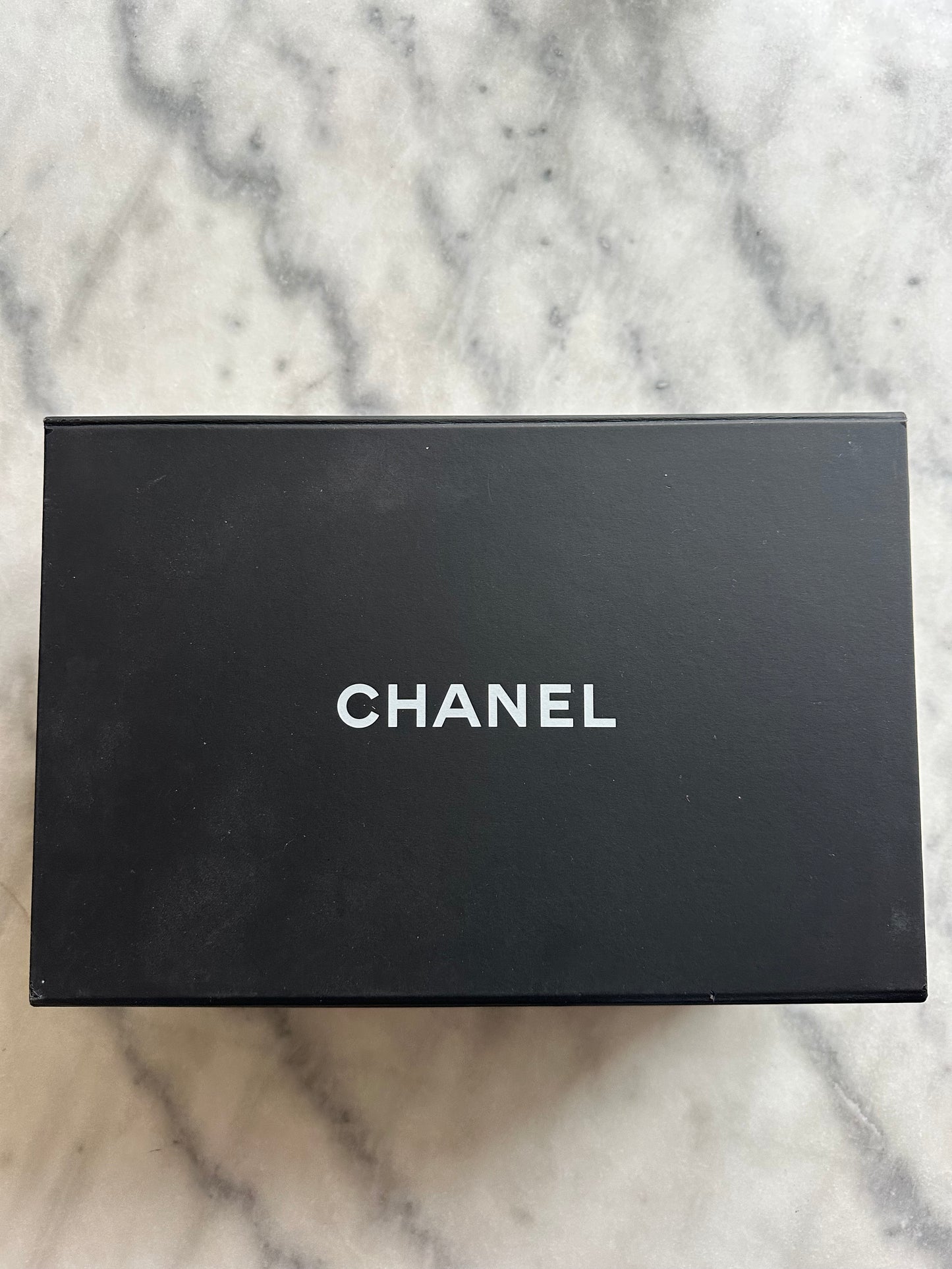 Chanel classic flap caviar