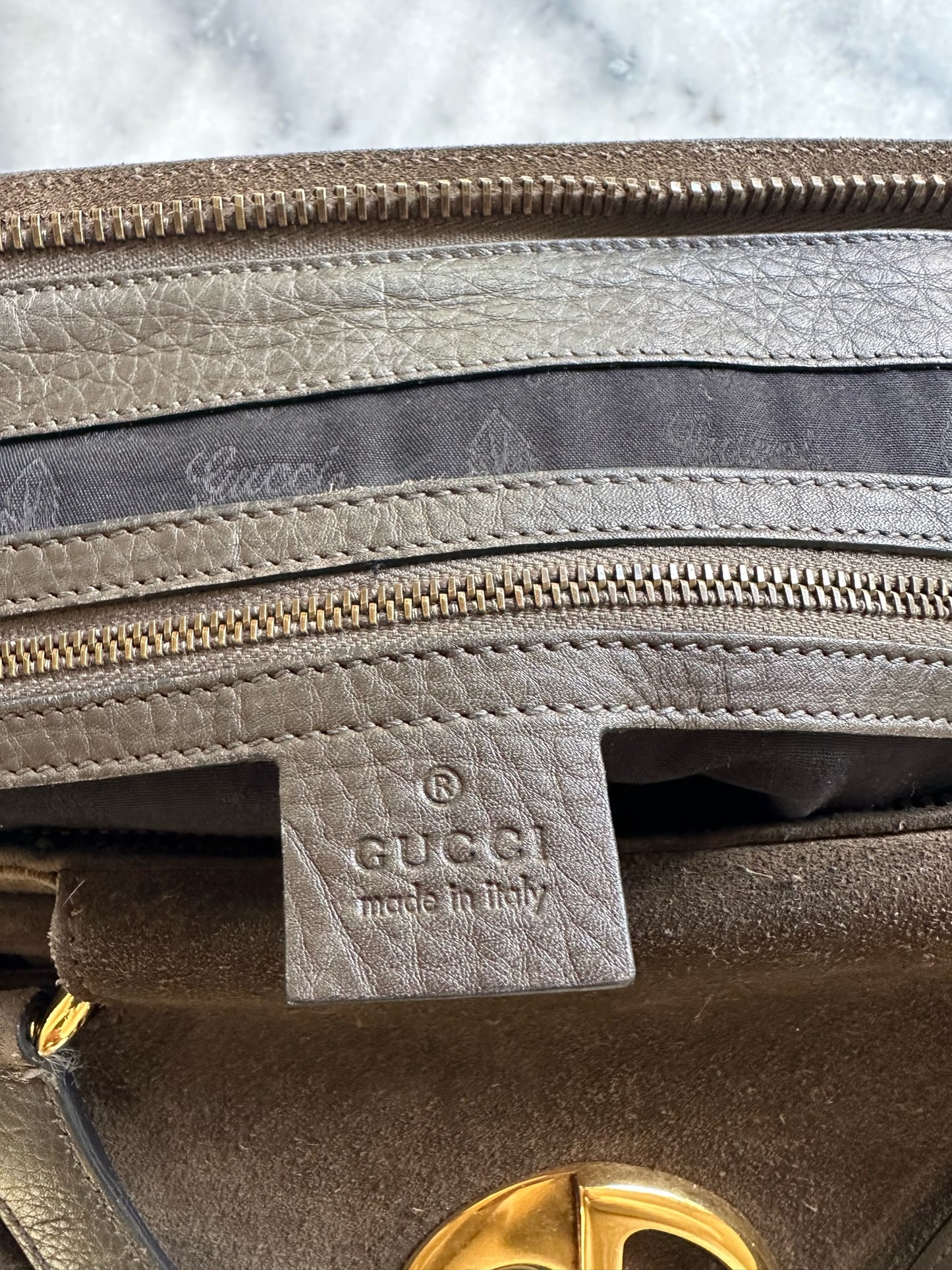 Vintage travel bag