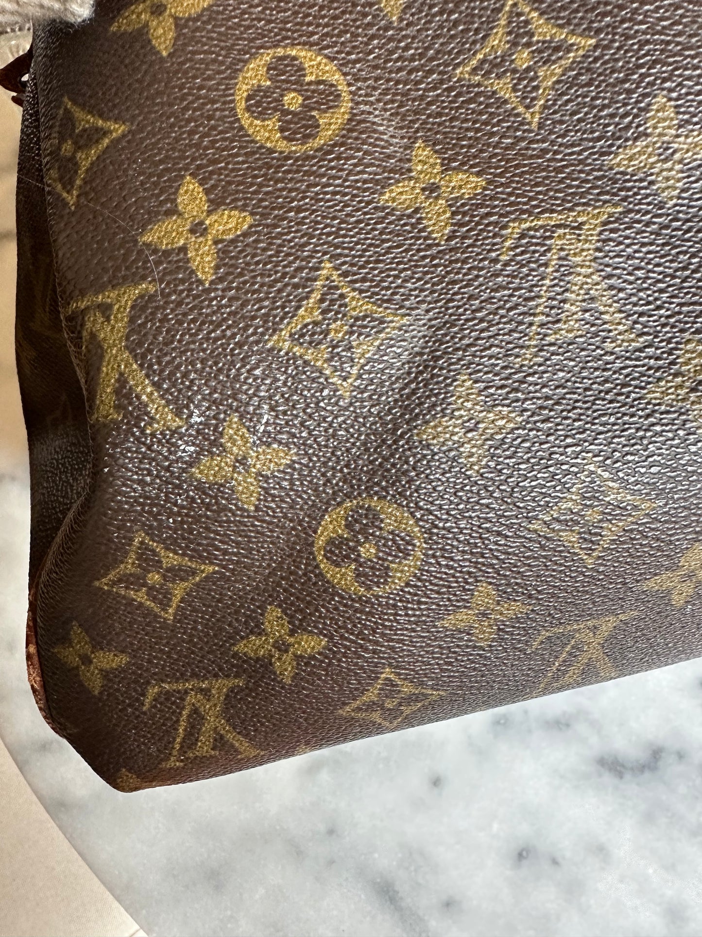 Louis Vuitton Speedy 30