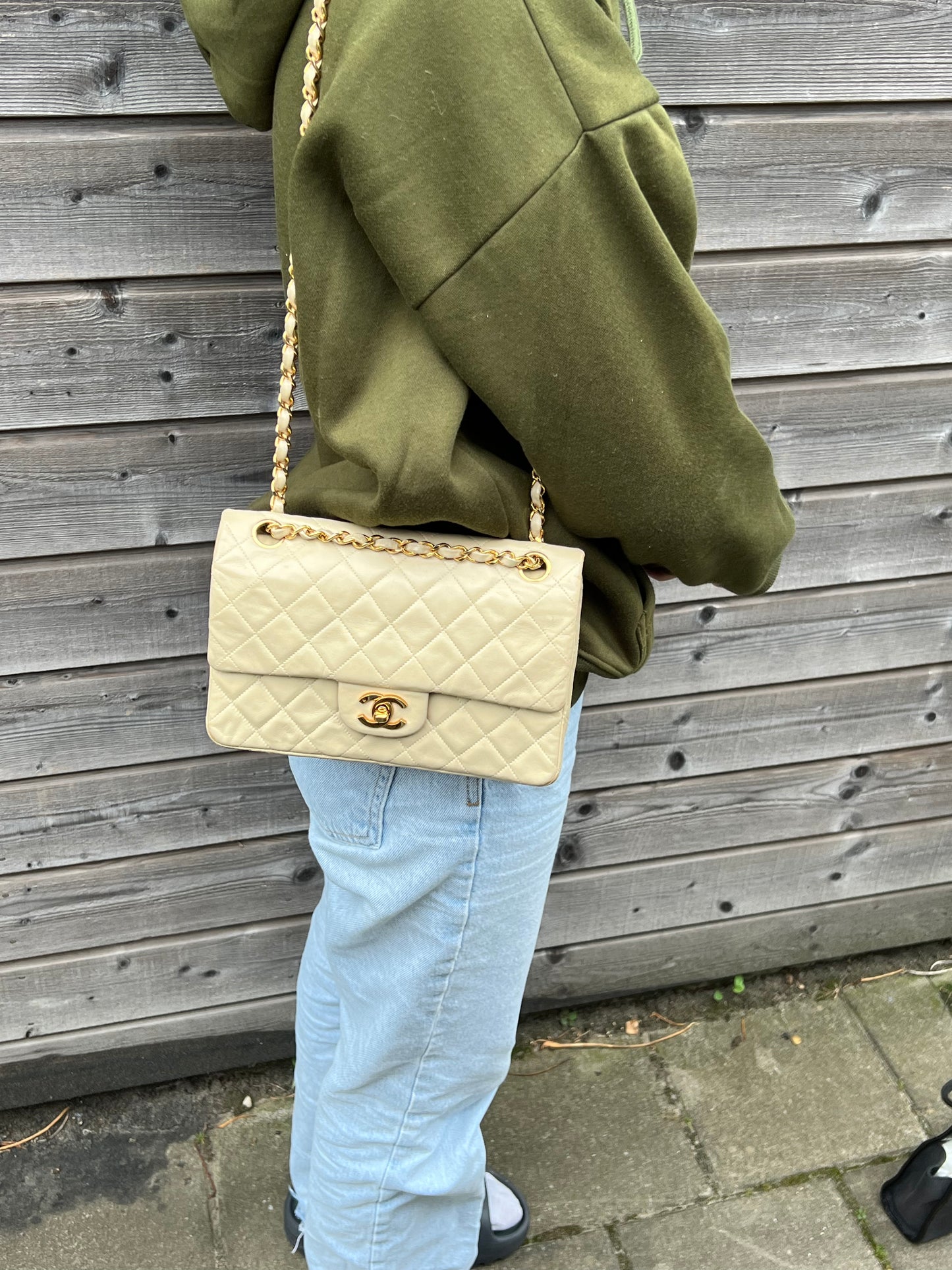 Classic double flap