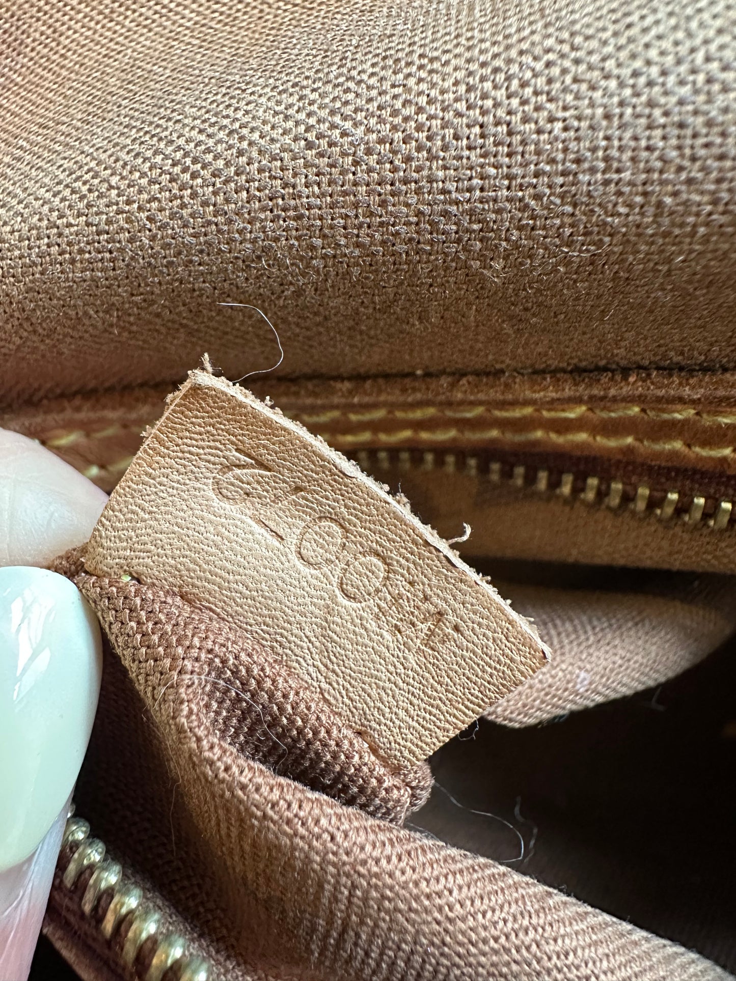 Louis Vuitton Looping