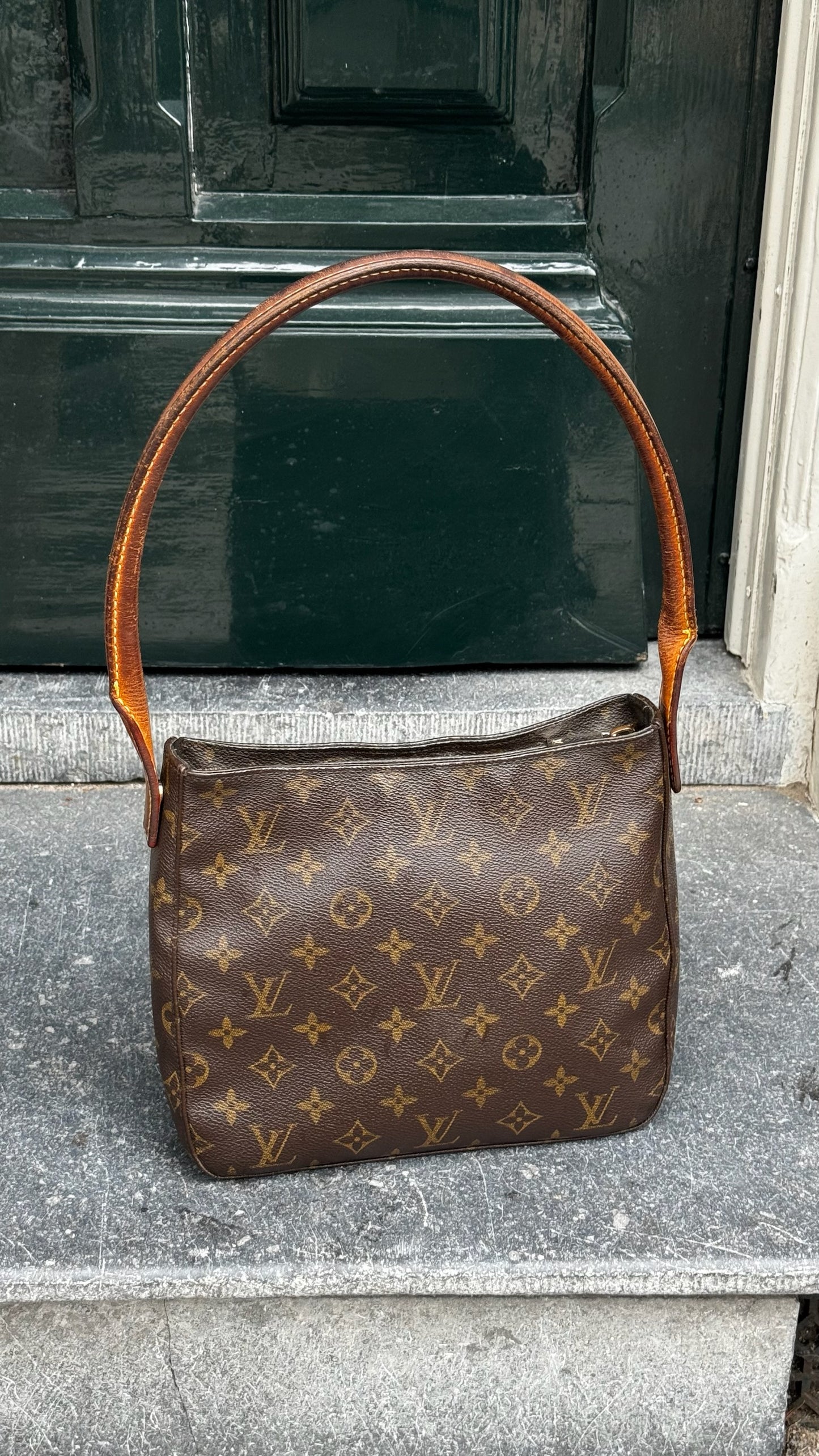Looping bag