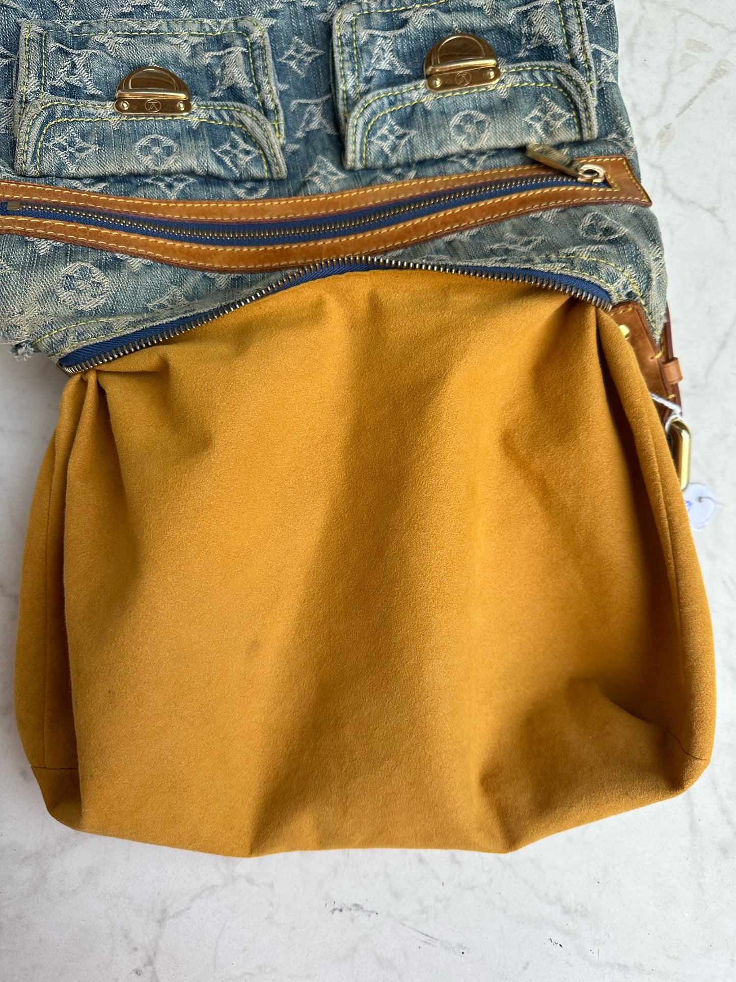 Baggy in blue denim canvas
