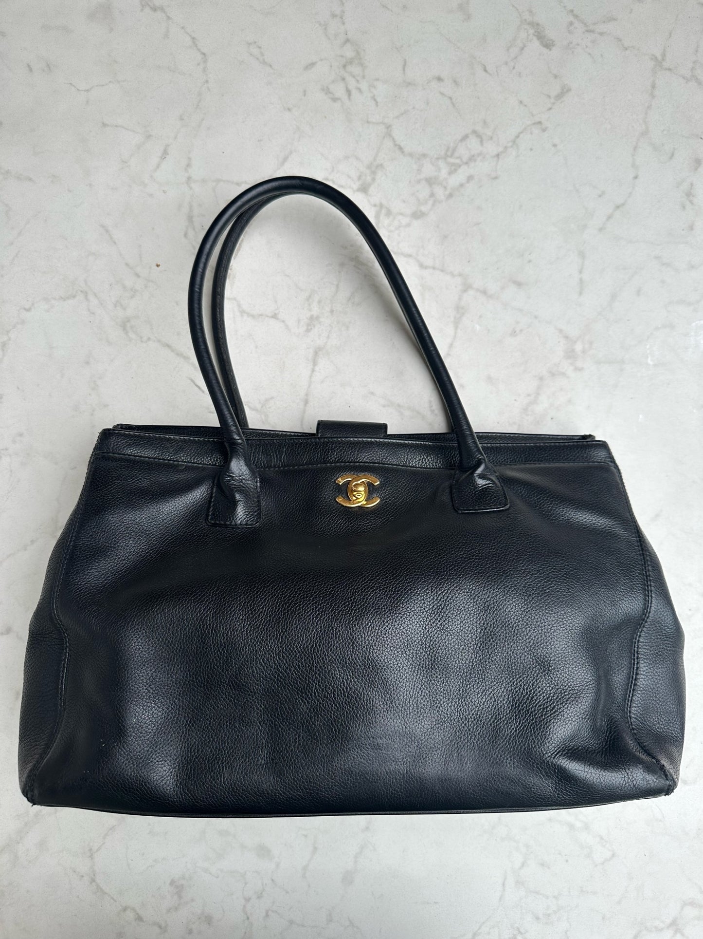 Leather handbag