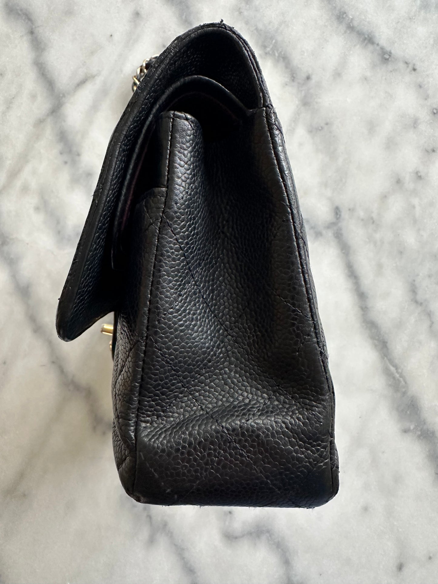 Chanel classic flap caviar