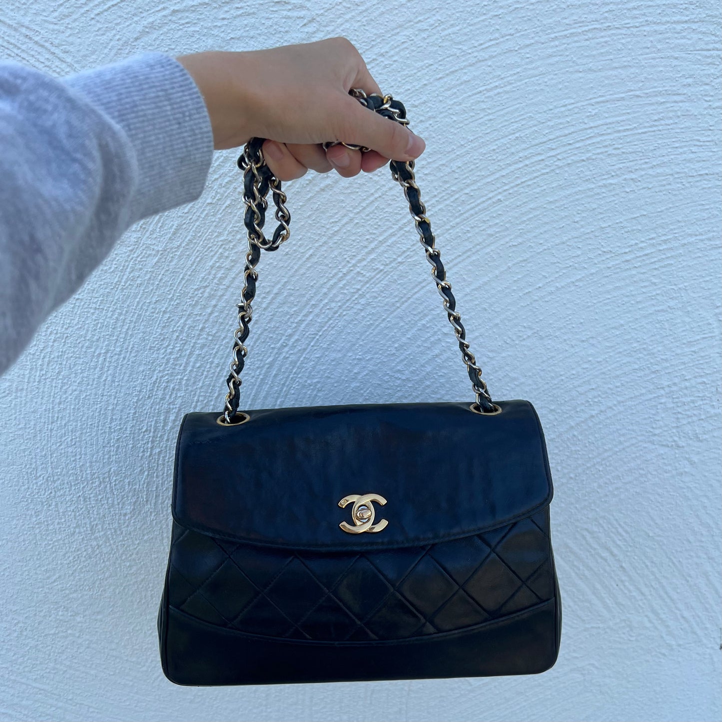 Vintage flap bag