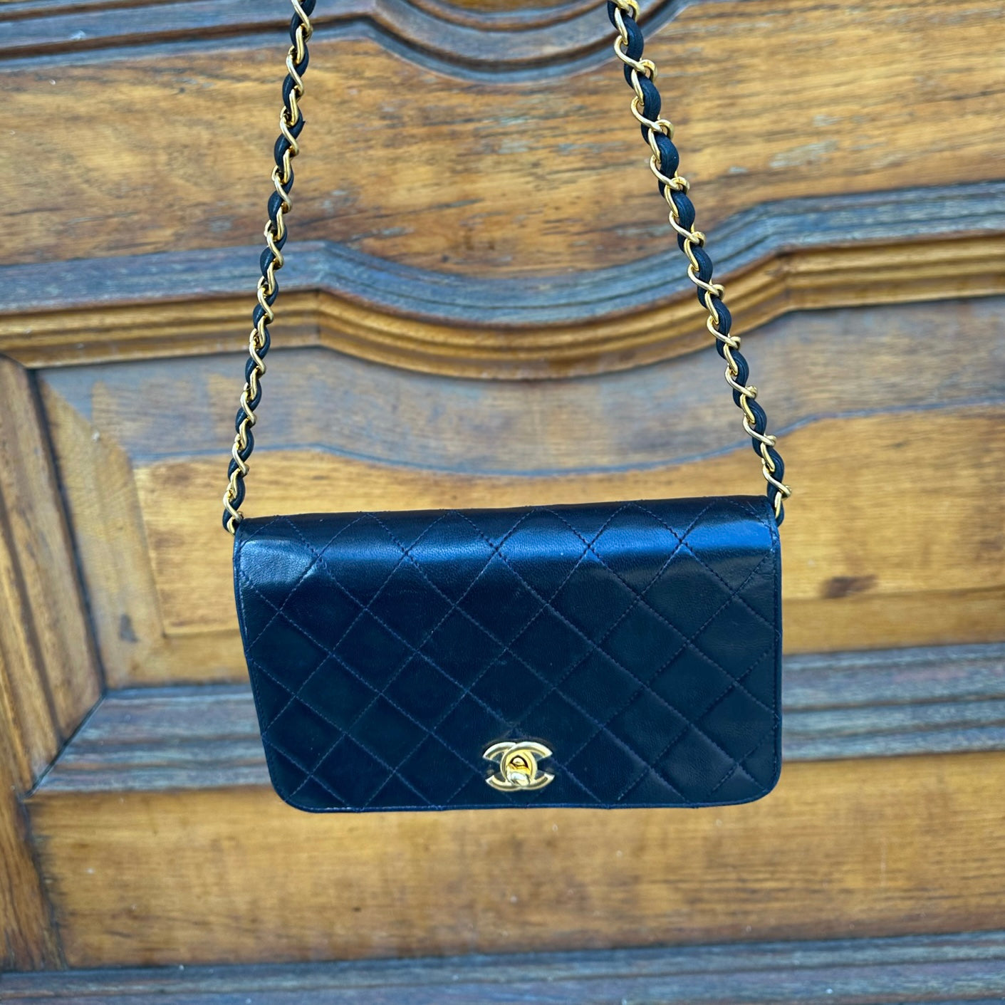Vintage classic single flap