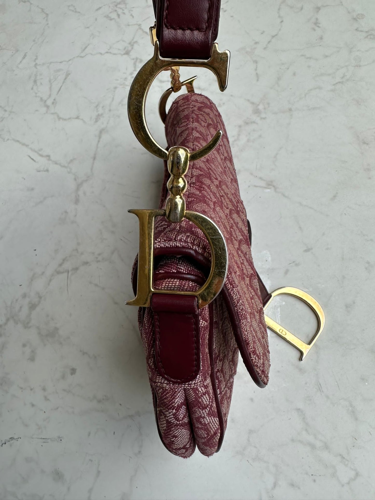 Saddle bag