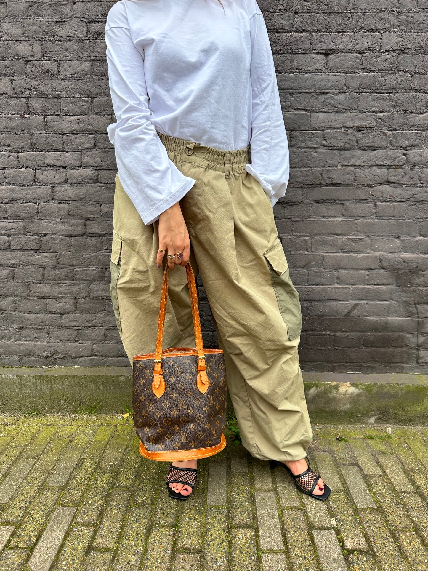 Vintage bucket PM bag