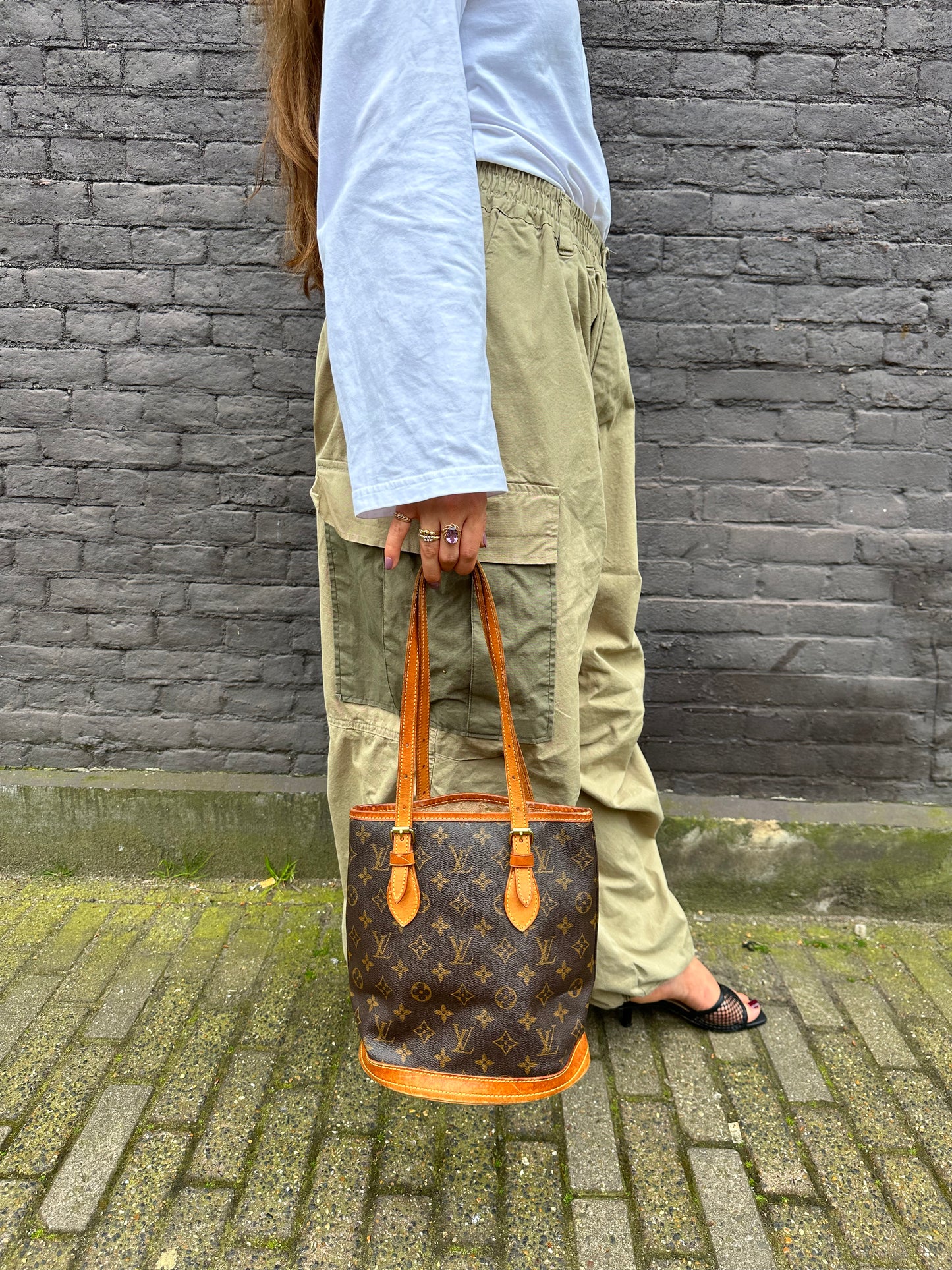 Vintage bucket PM bag