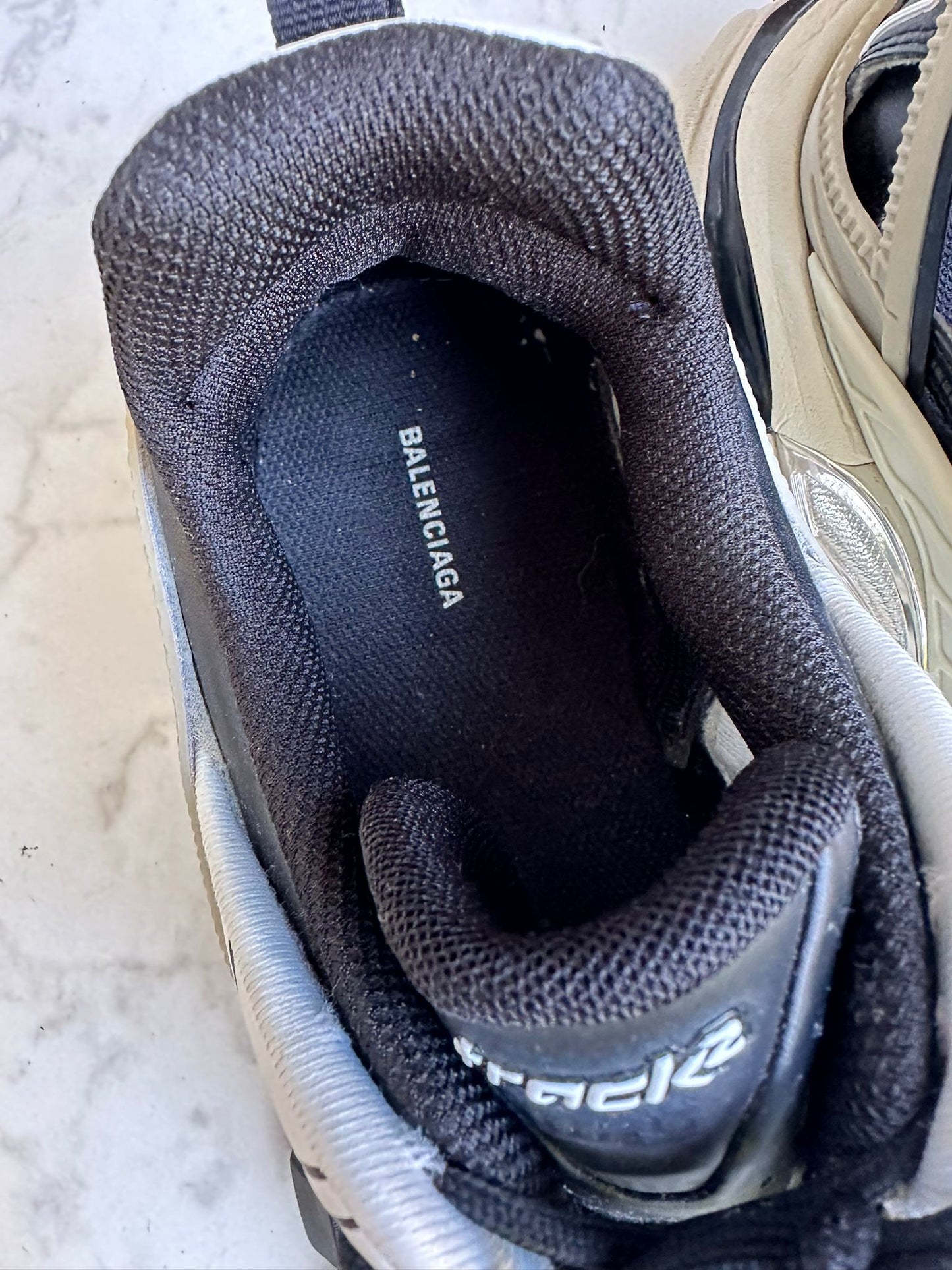 Track sneaker