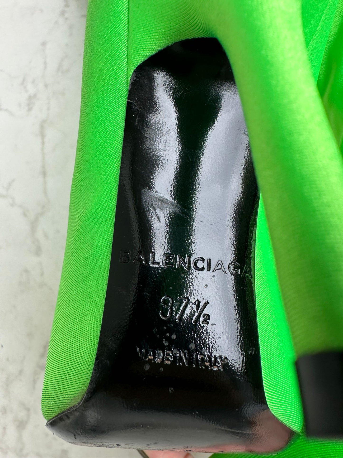 Knife heels