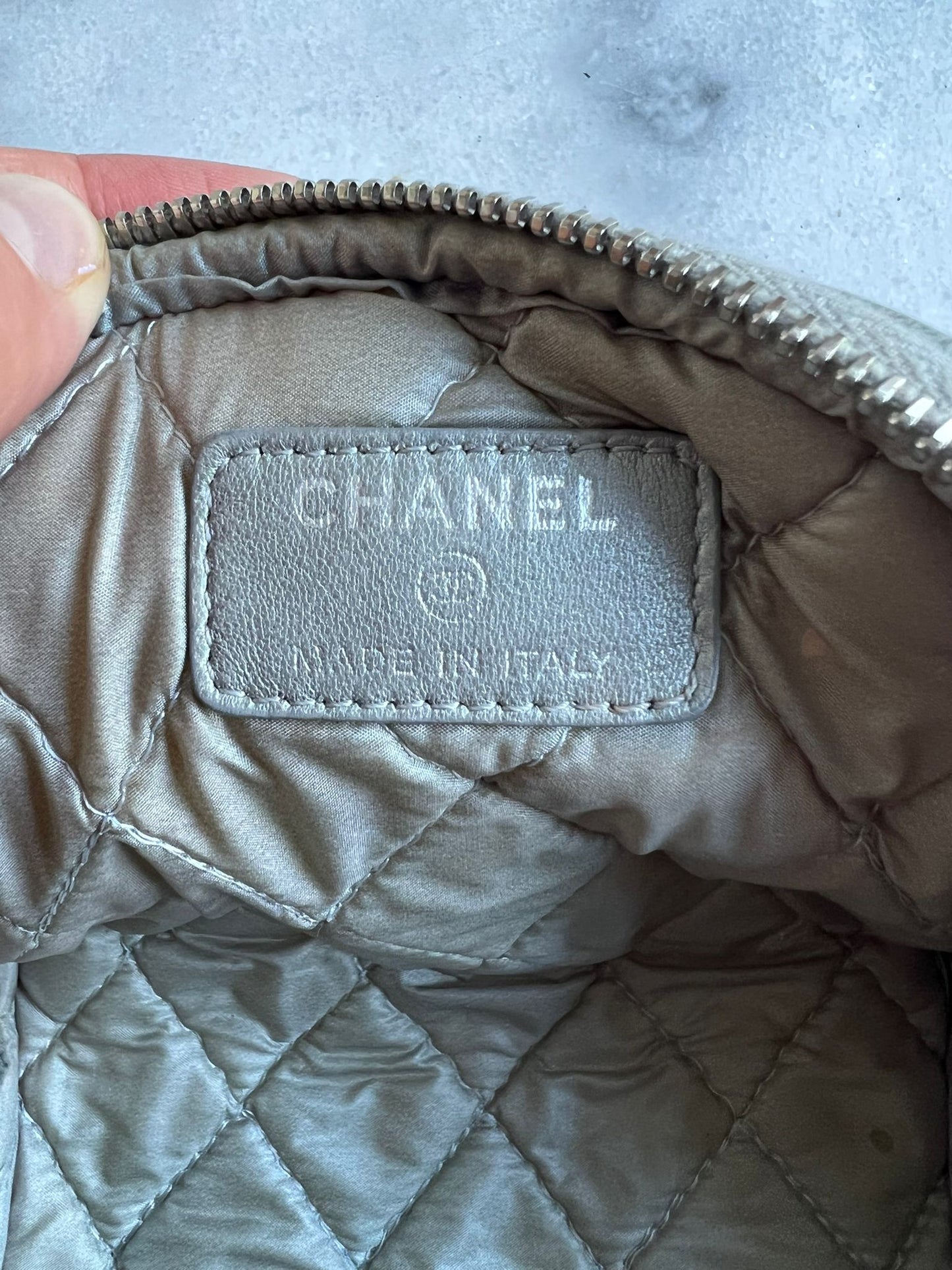 Pouch wallet