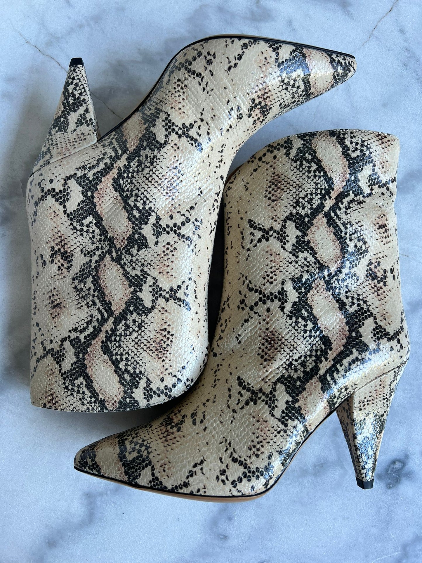 Leinee boots Size 37 EU