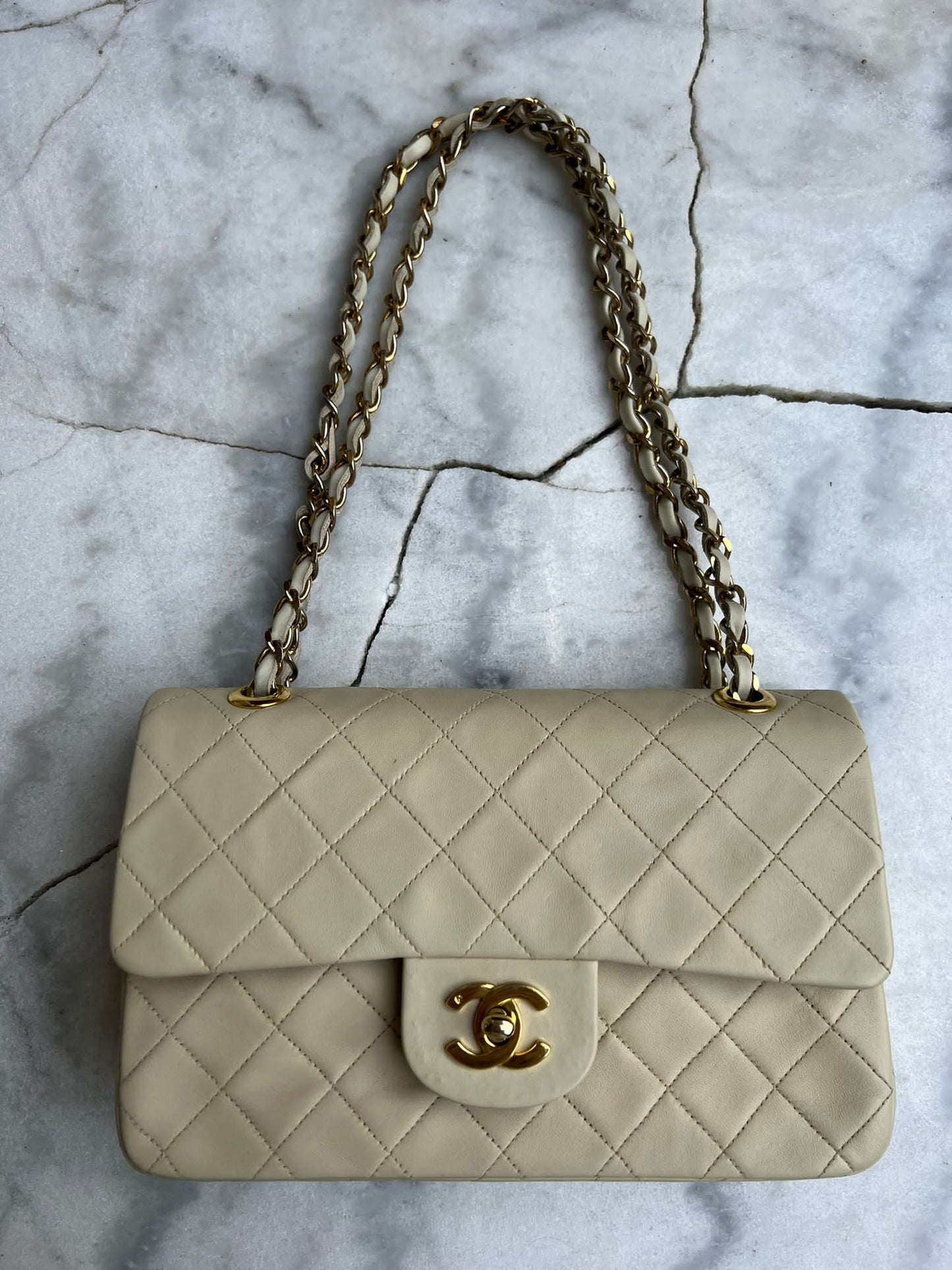 Classic double flap