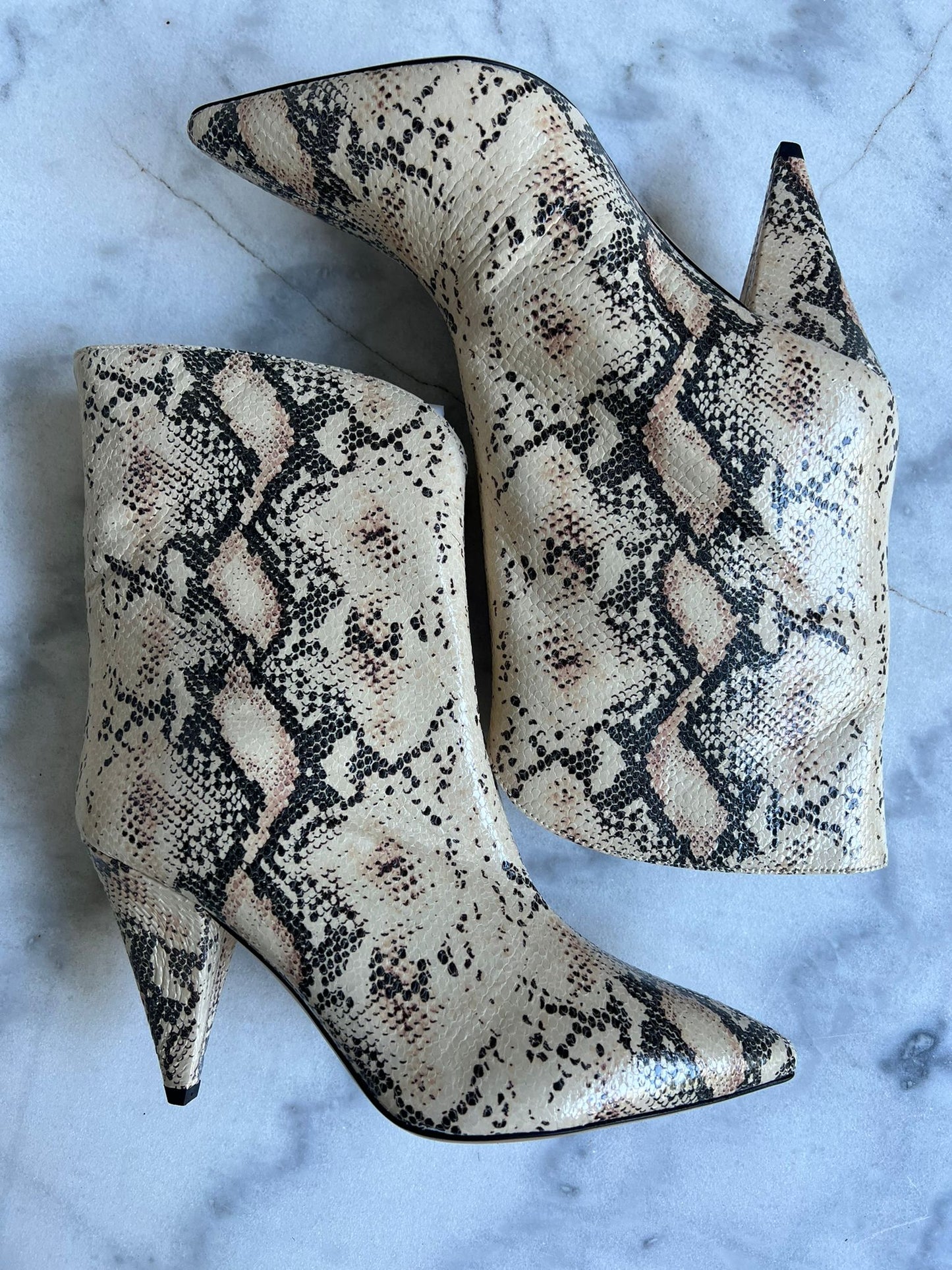 Leinee boots Size 39 EU