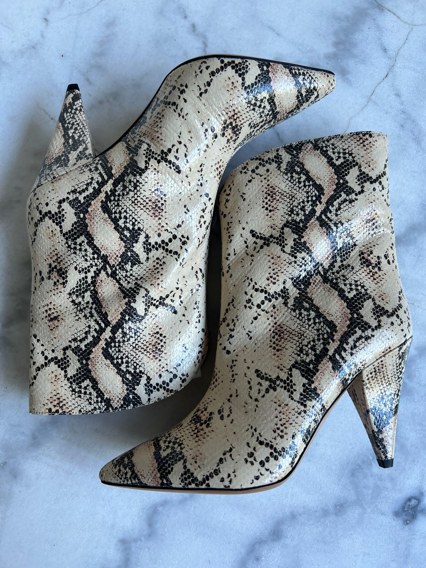 Leinee boots Size 39 EU