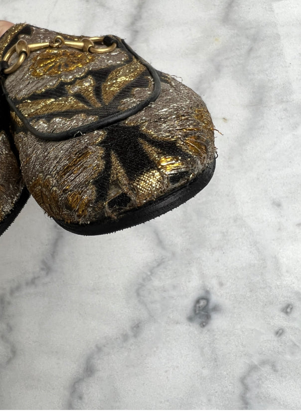 Cloth sandals Size 37 EU
