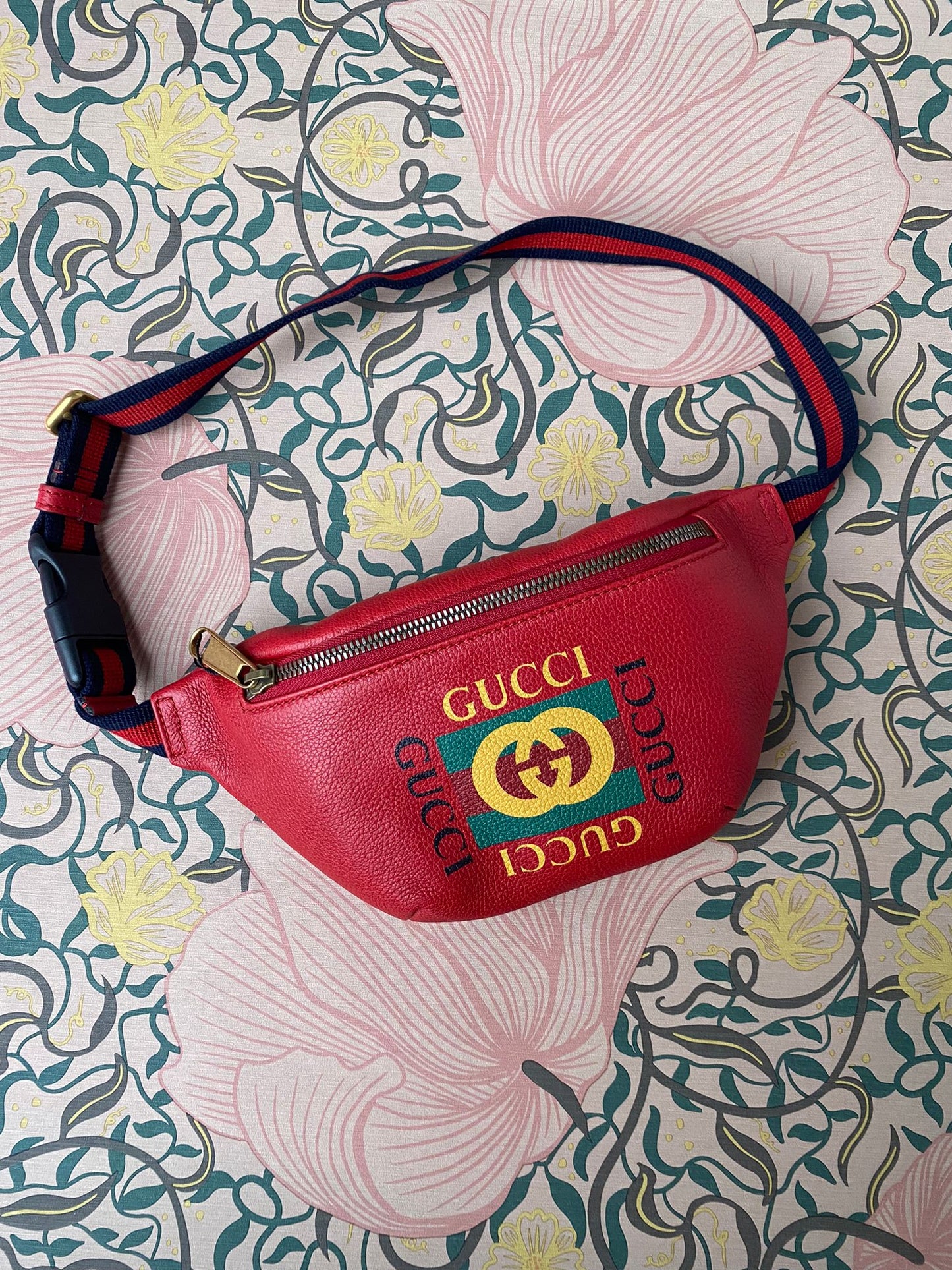 Coco Capitán clutch bag
