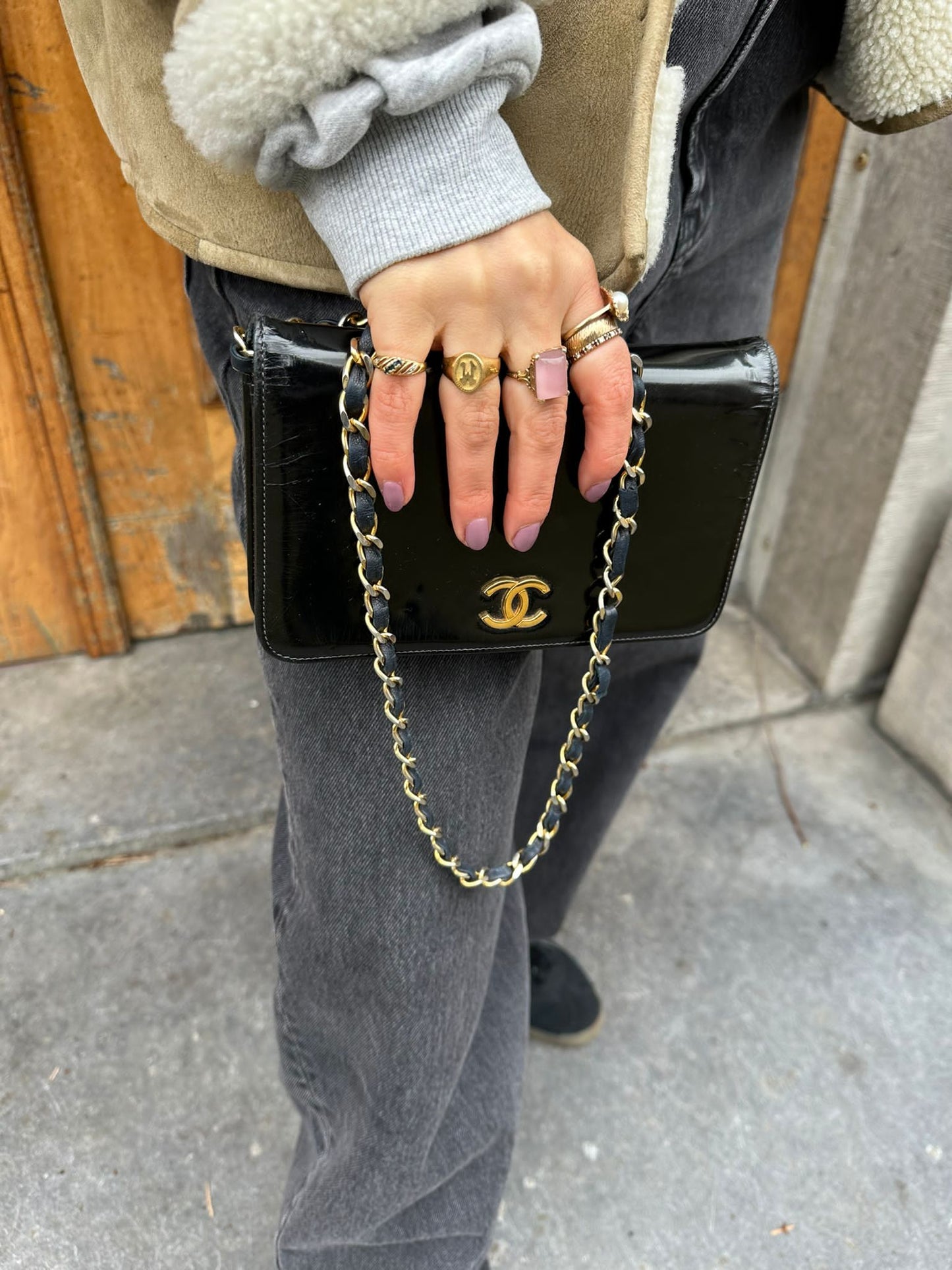Vintage Wallet on chain