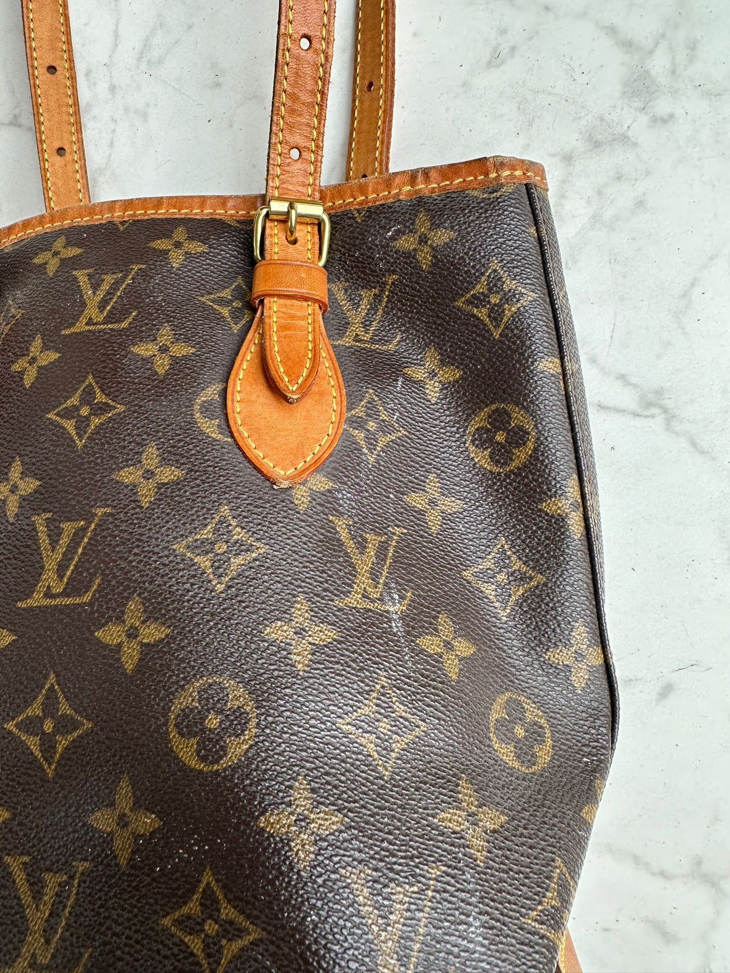 Vintage bucket PM bag